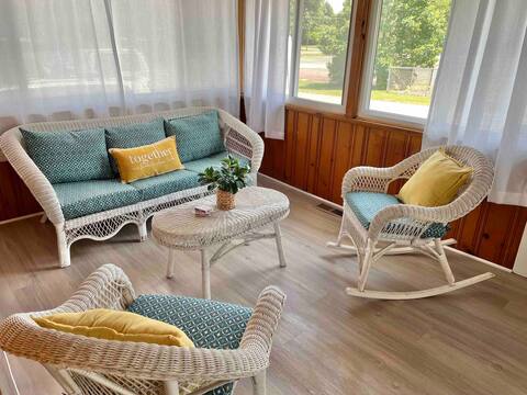 Cozy Cottage by the Lake photo 4