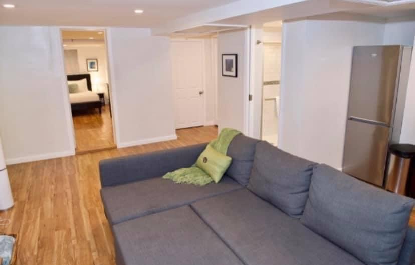 FURNISHED Flatbush Apt. - Near Transit & Shops  photo 3