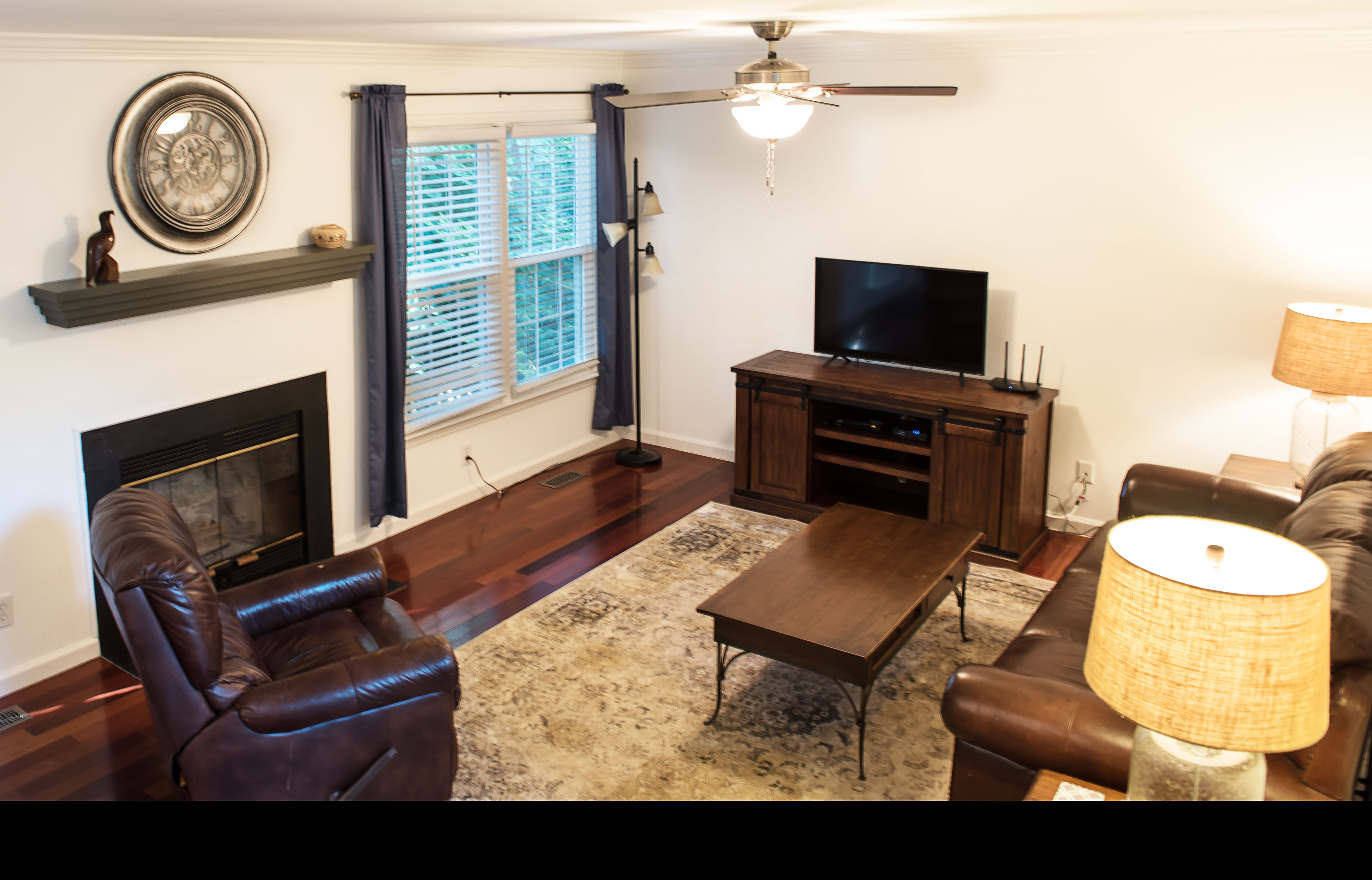 Warm, Inviting Home in Convenient Central Location photo 2