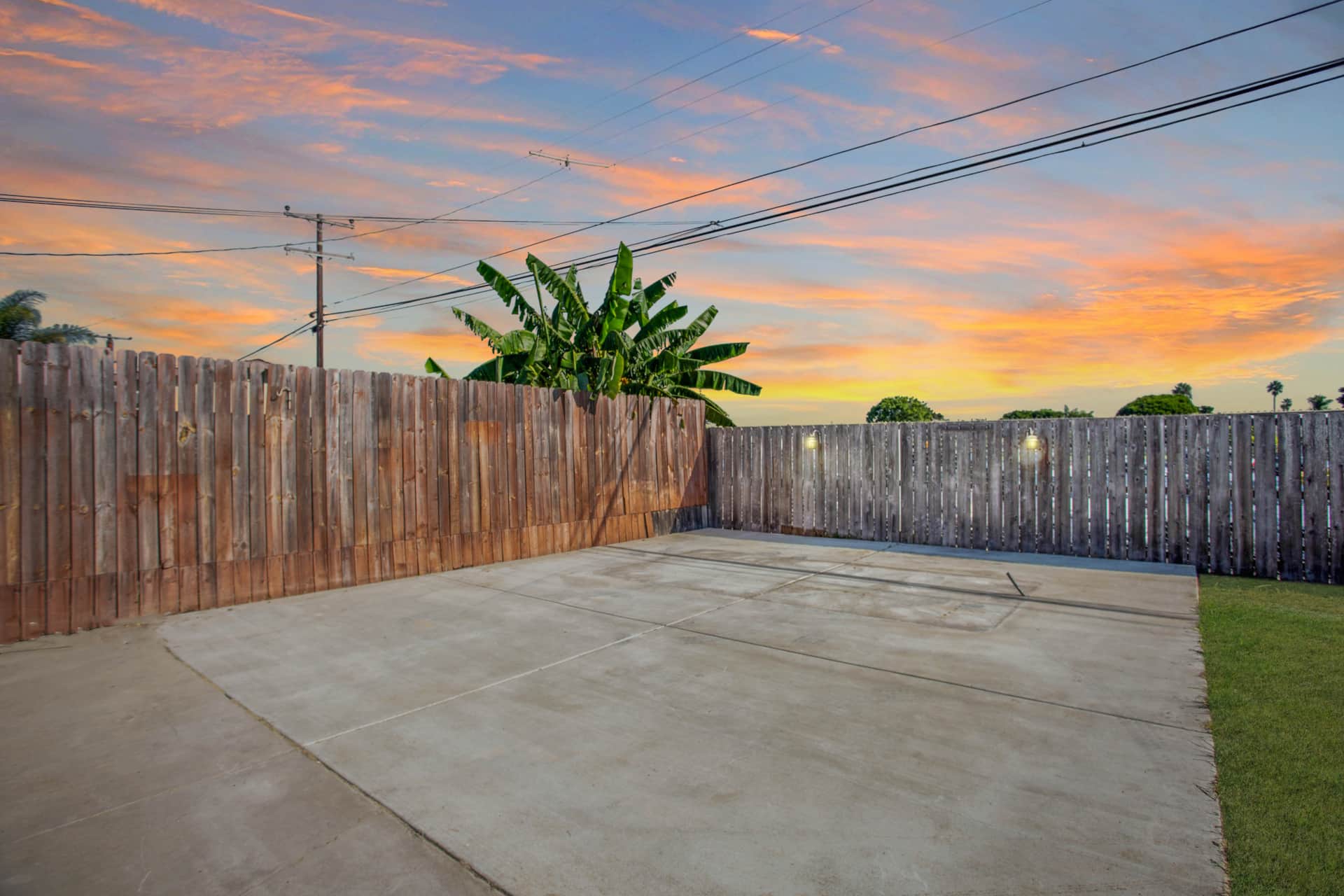 Newly Renovated | Private | Spacious Yard -Pets OK photo 4