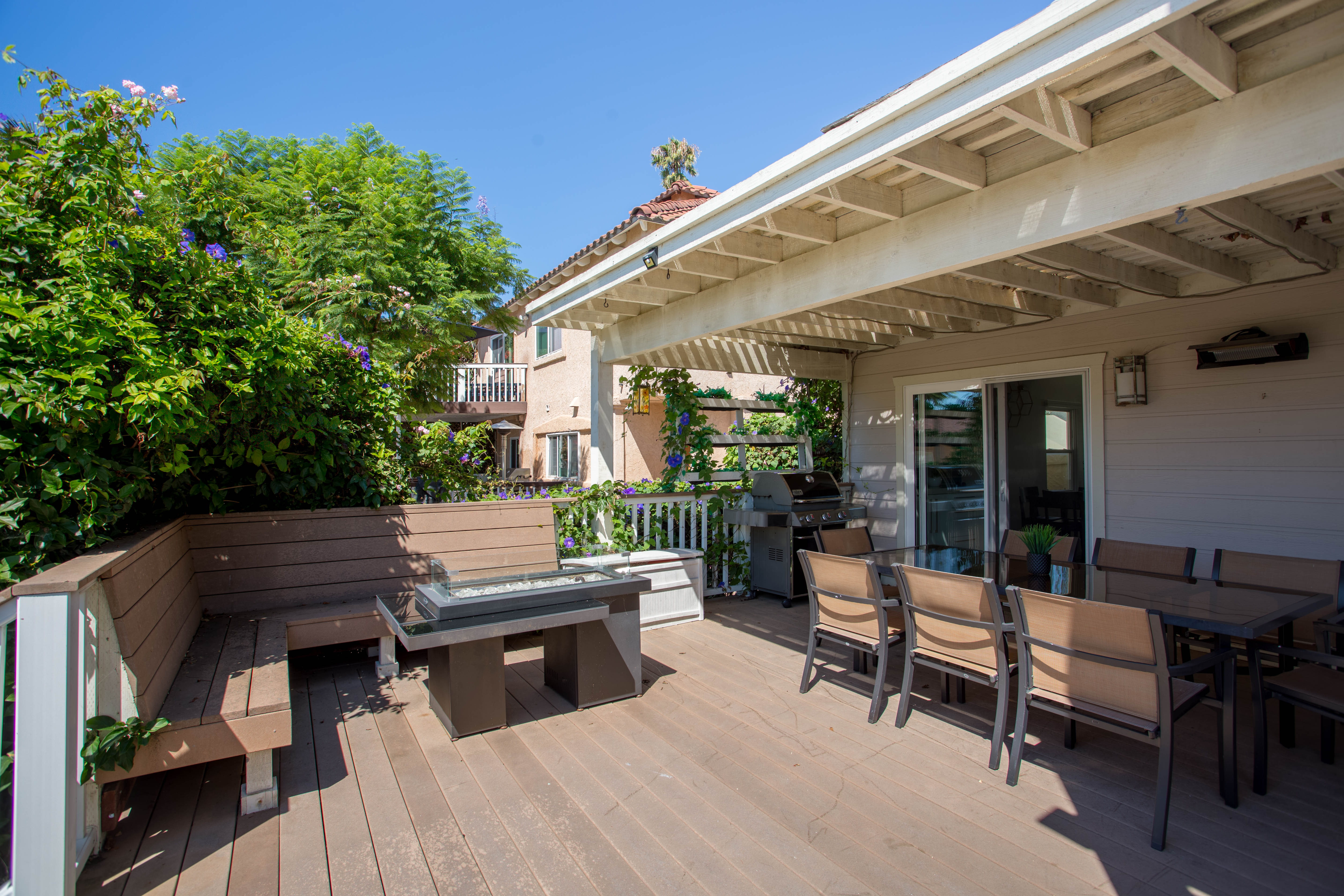 Pacific Beach 3BR | Modern | Large Deck | Garage photo 4