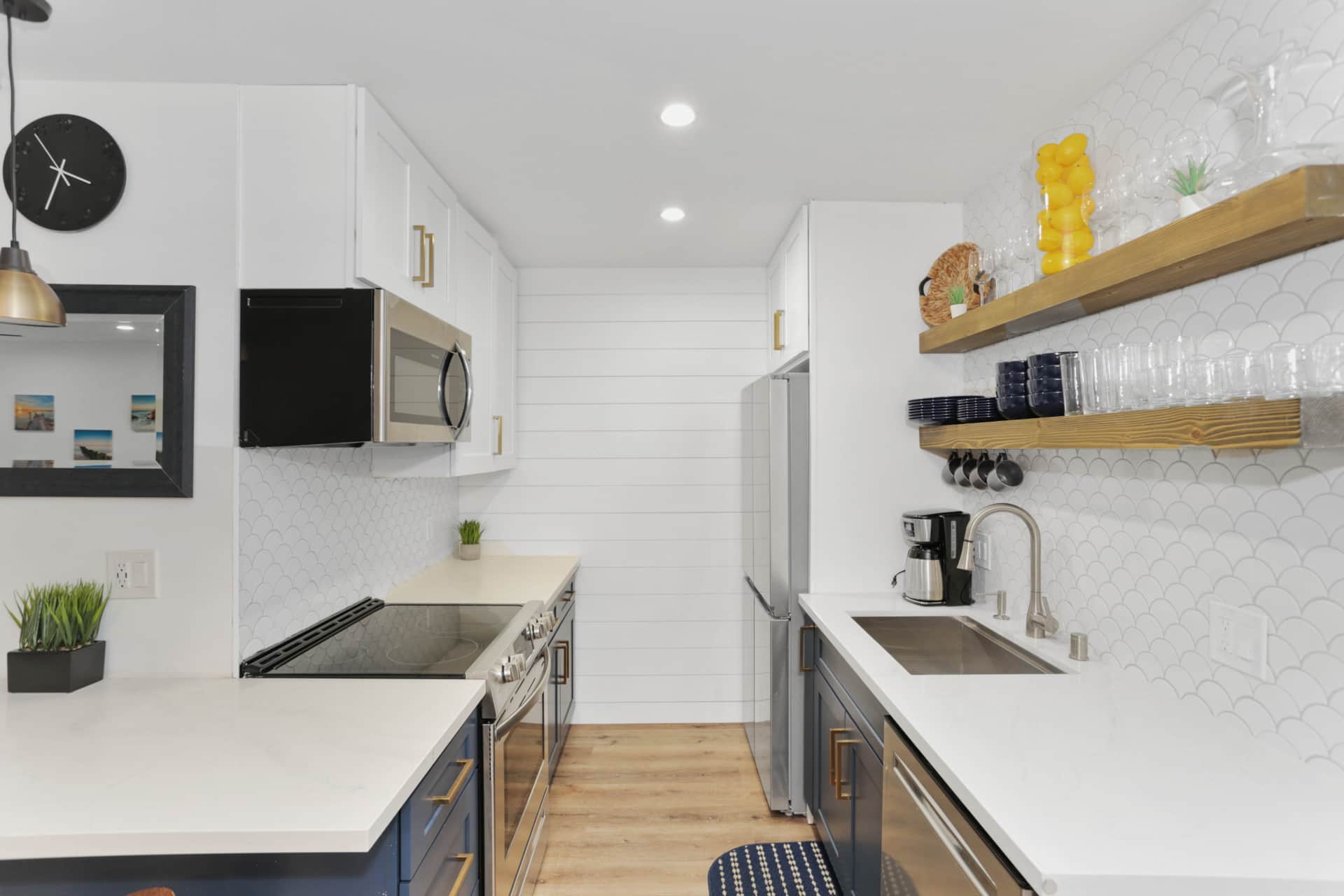 Resort-style Amenities, 1BR Condo, Parking, W/D photo 3