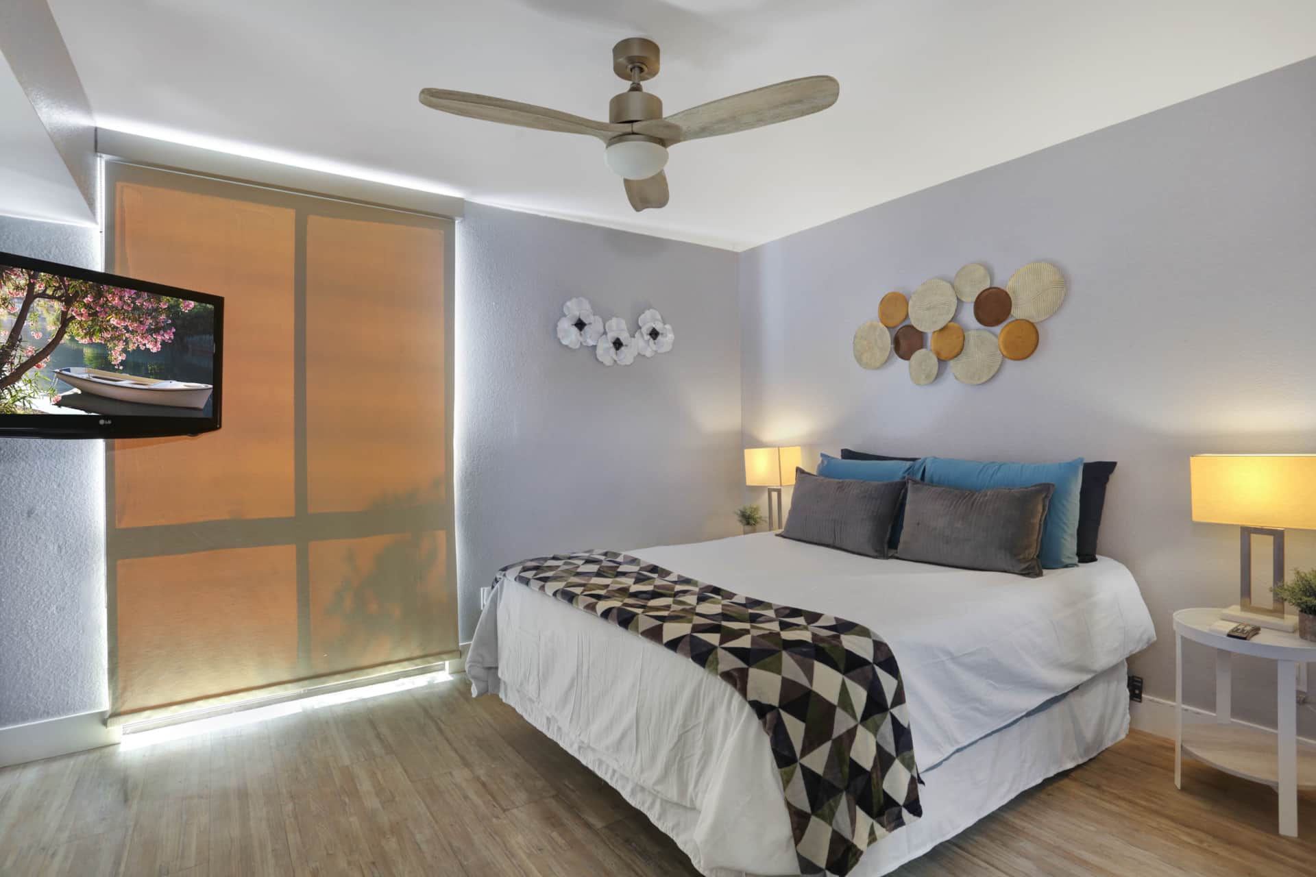 Private Patio | Near Sea World | Resort Amenities photo 3