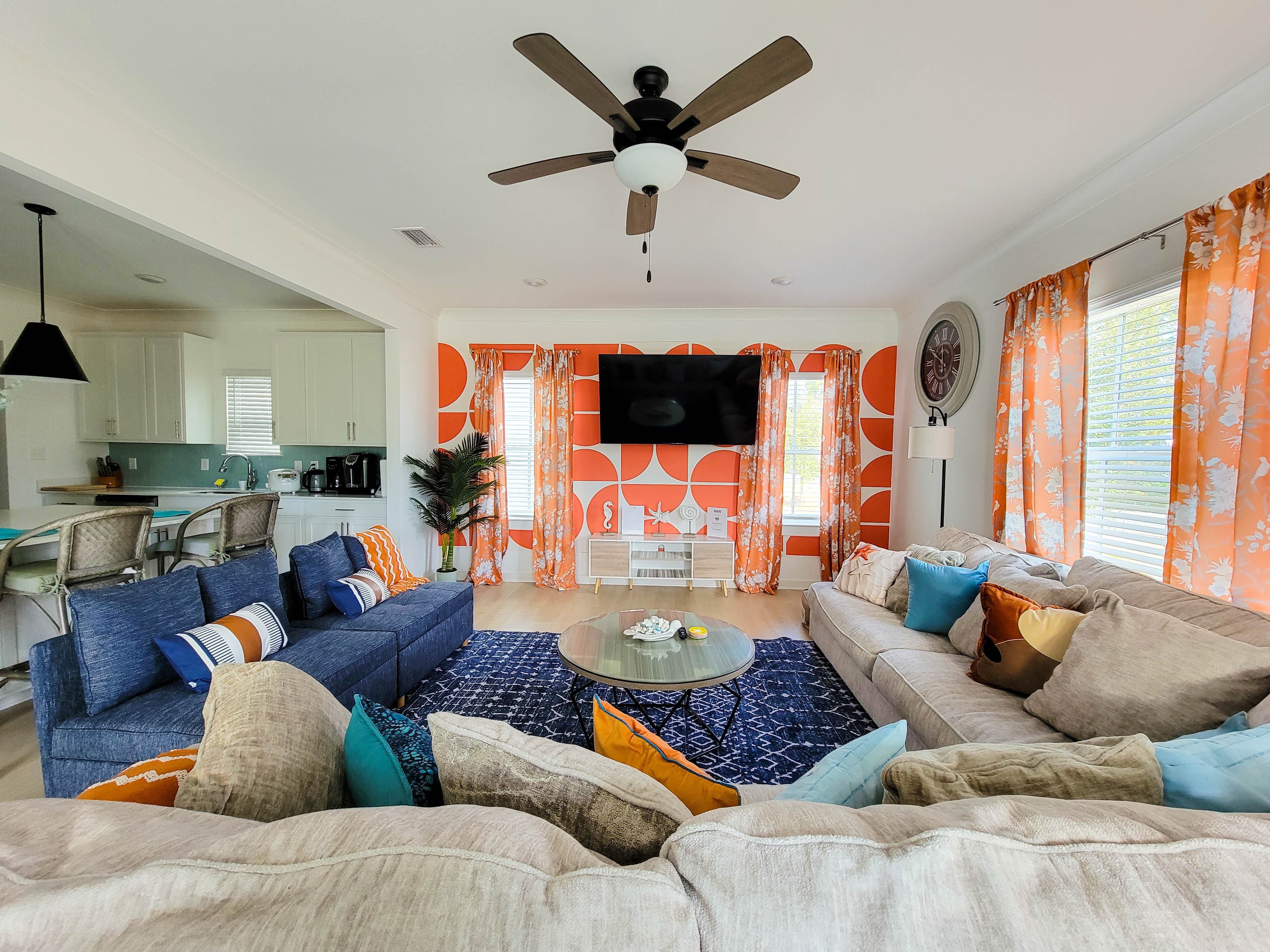 Entire House! Close to Beach, Bay Access and Pool photo 5