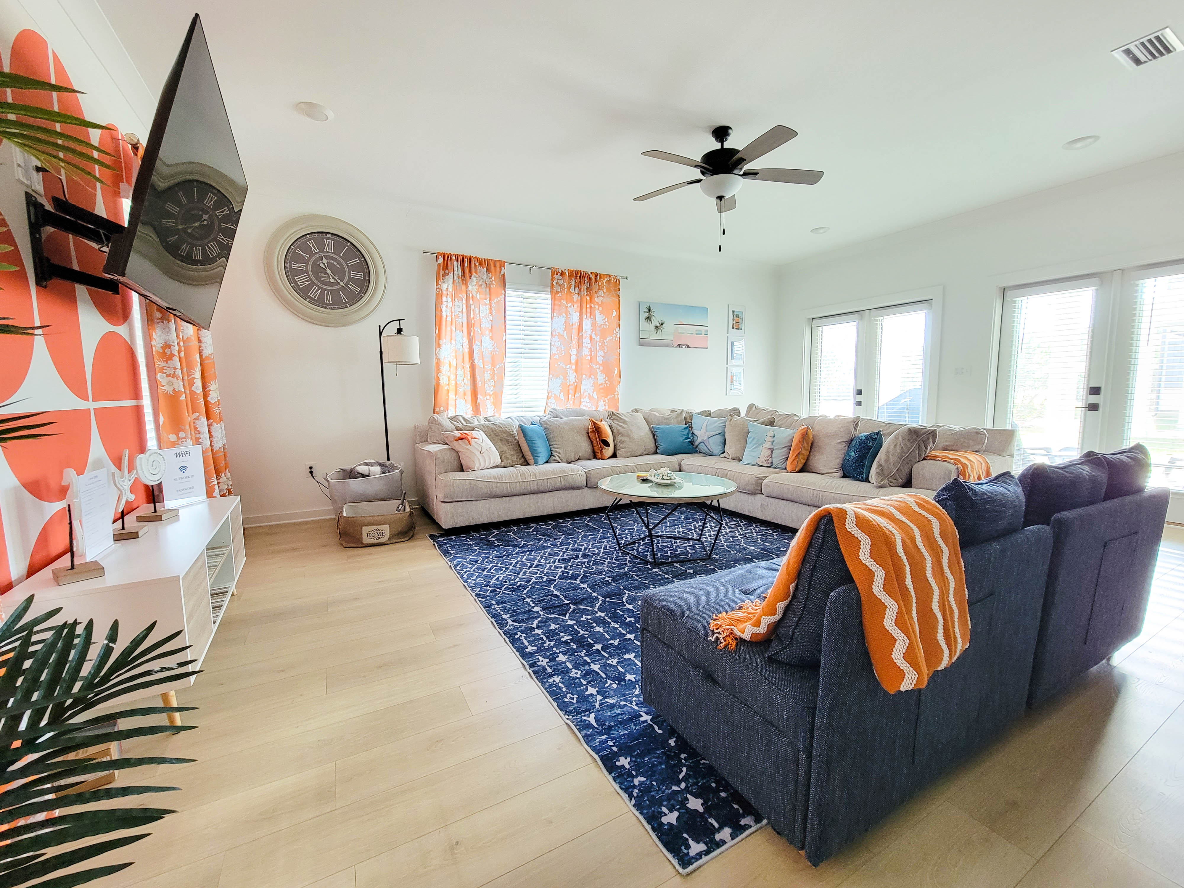 Entire House! Close to Beach, Bay Access and Pool photo 3