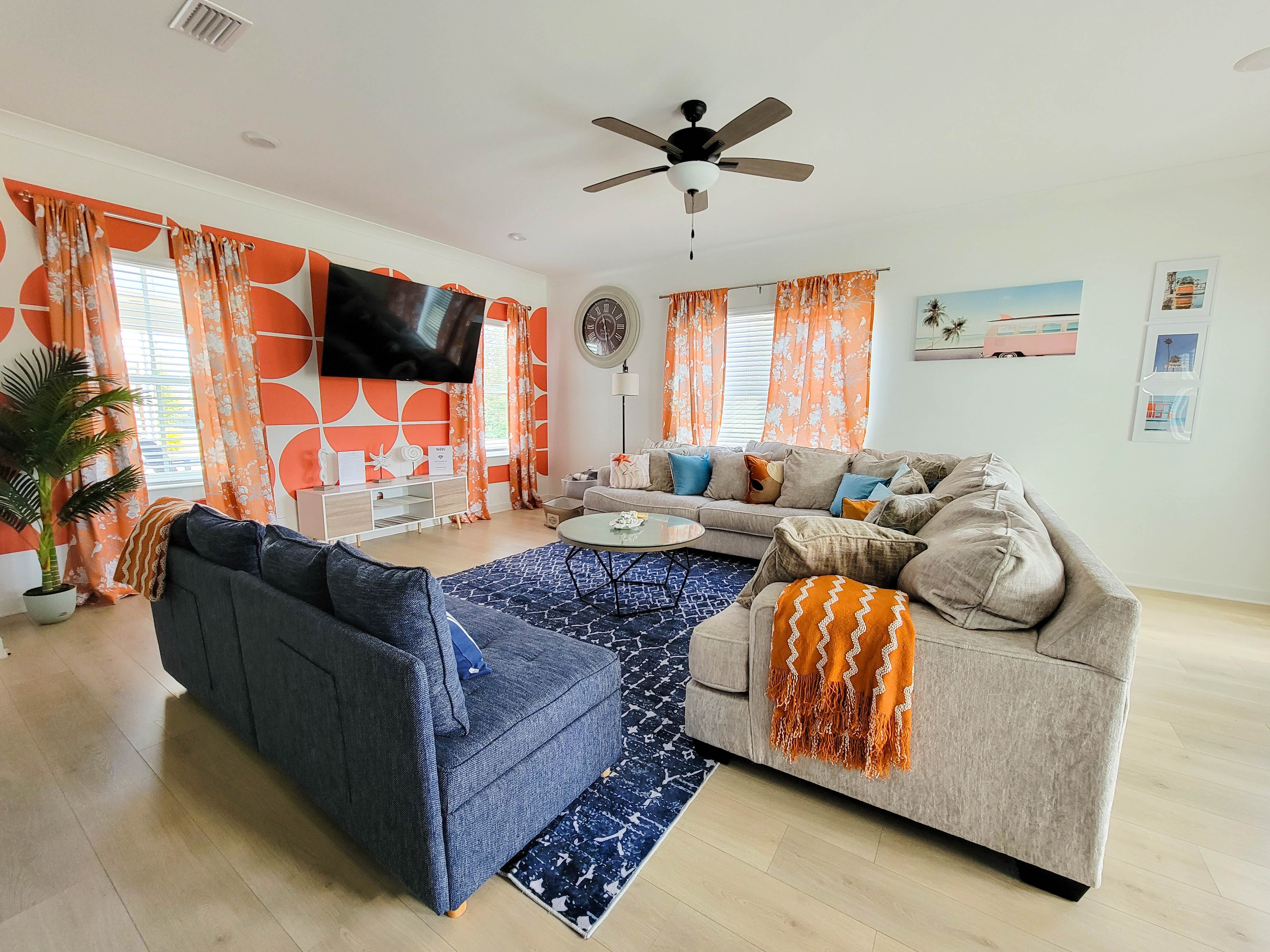 Entire House! Close to Beach, Bay Access and Pool photo 4