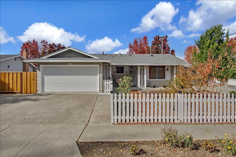 Charming 3BD Oasis w/ Fruit Garden & sunroom photo 2