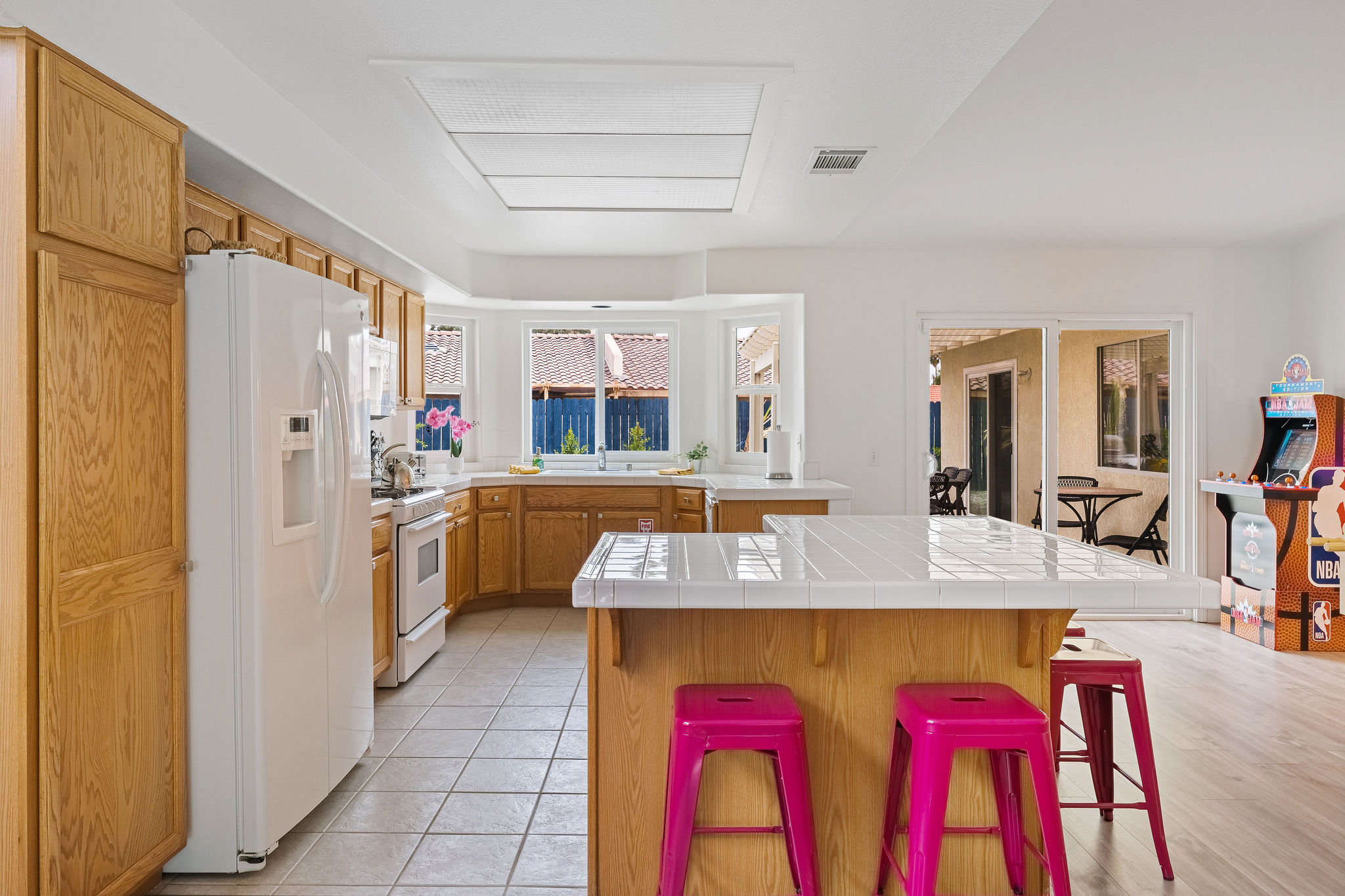 Centrally Located Epic House -Home Away From Home photo 4