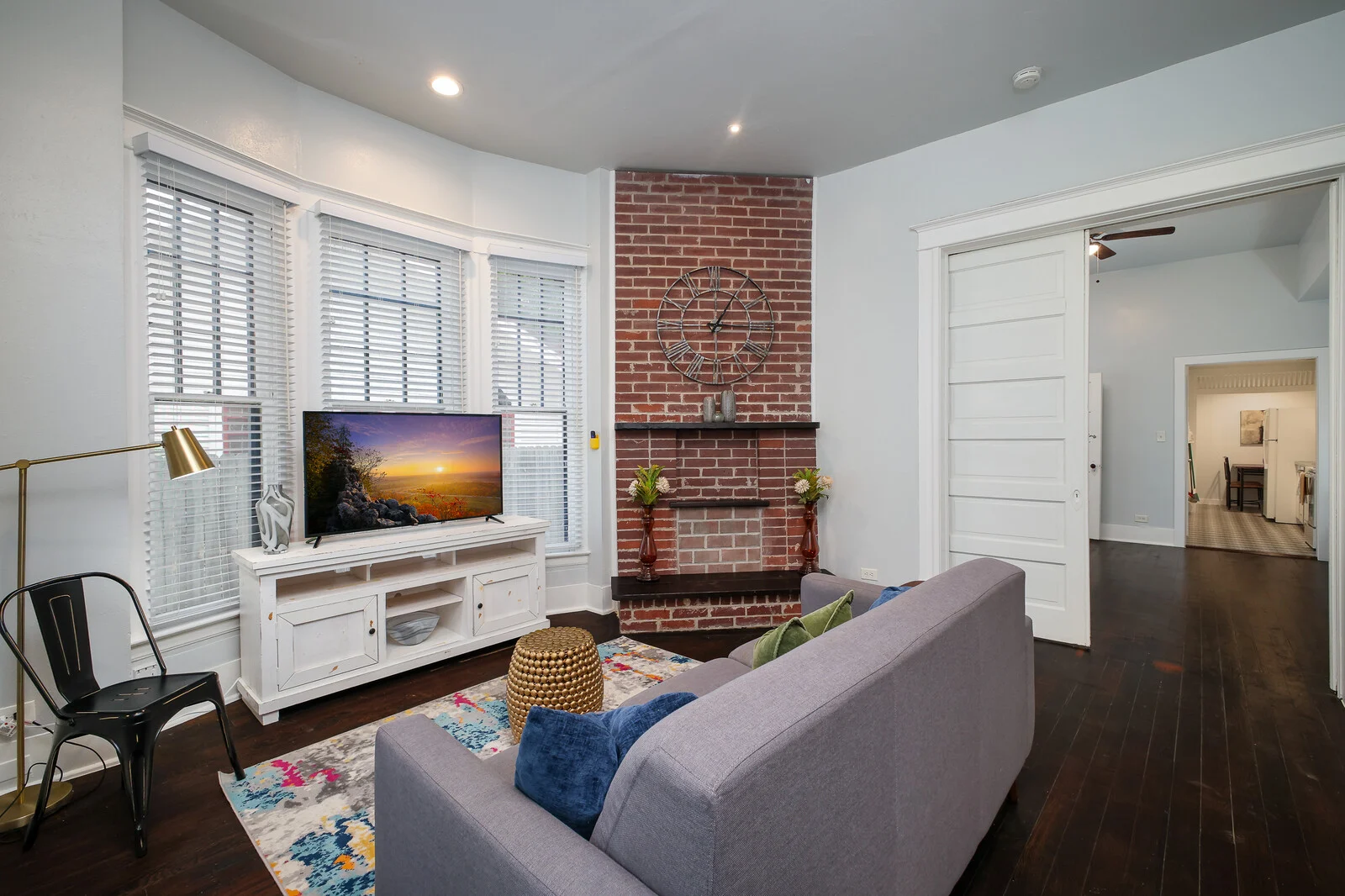 210-940-4224 · Historic Furnished Haven Getaway photo 3