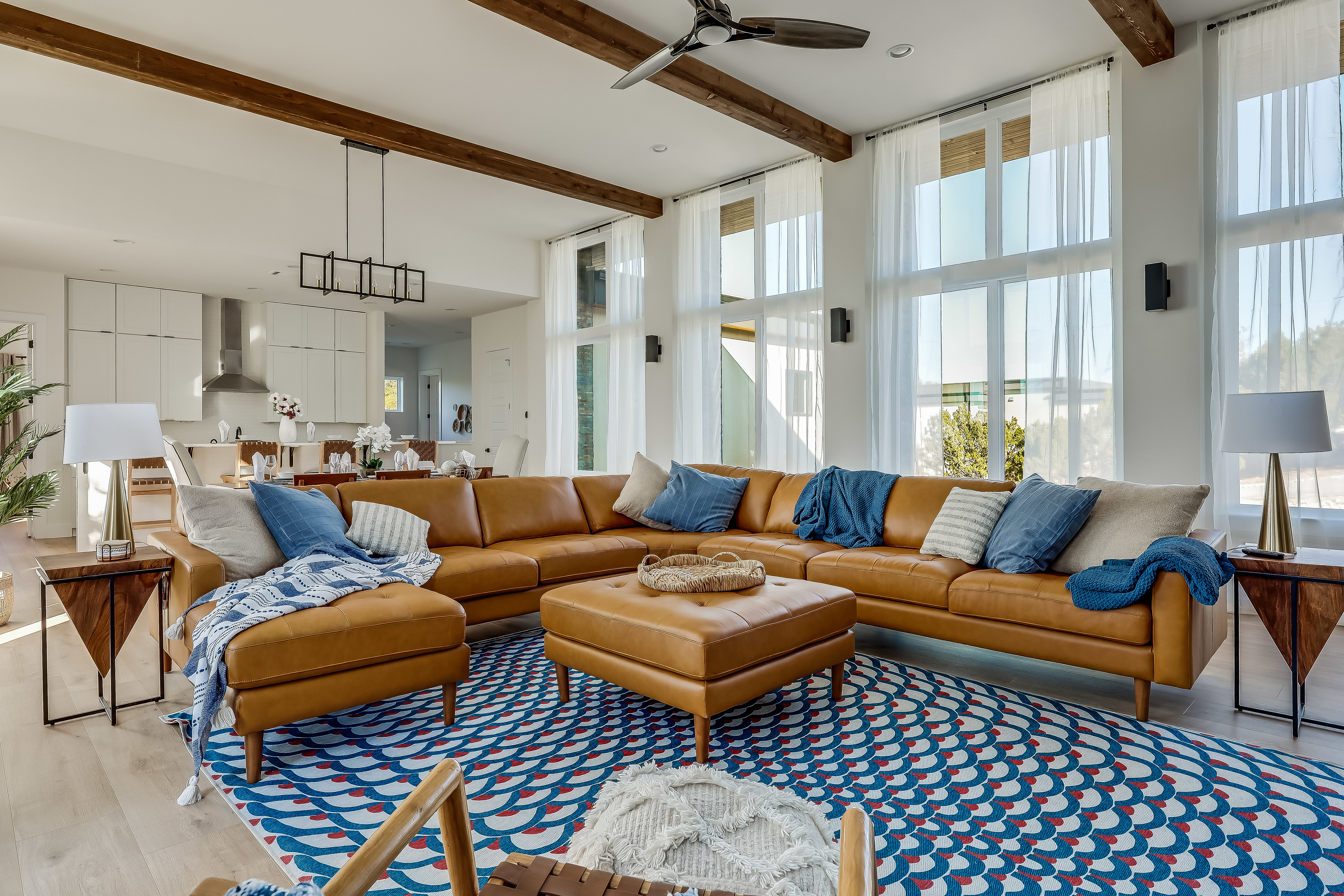 Large Open Floor Plan w/ Game Room - Sleeps 14 photo 3