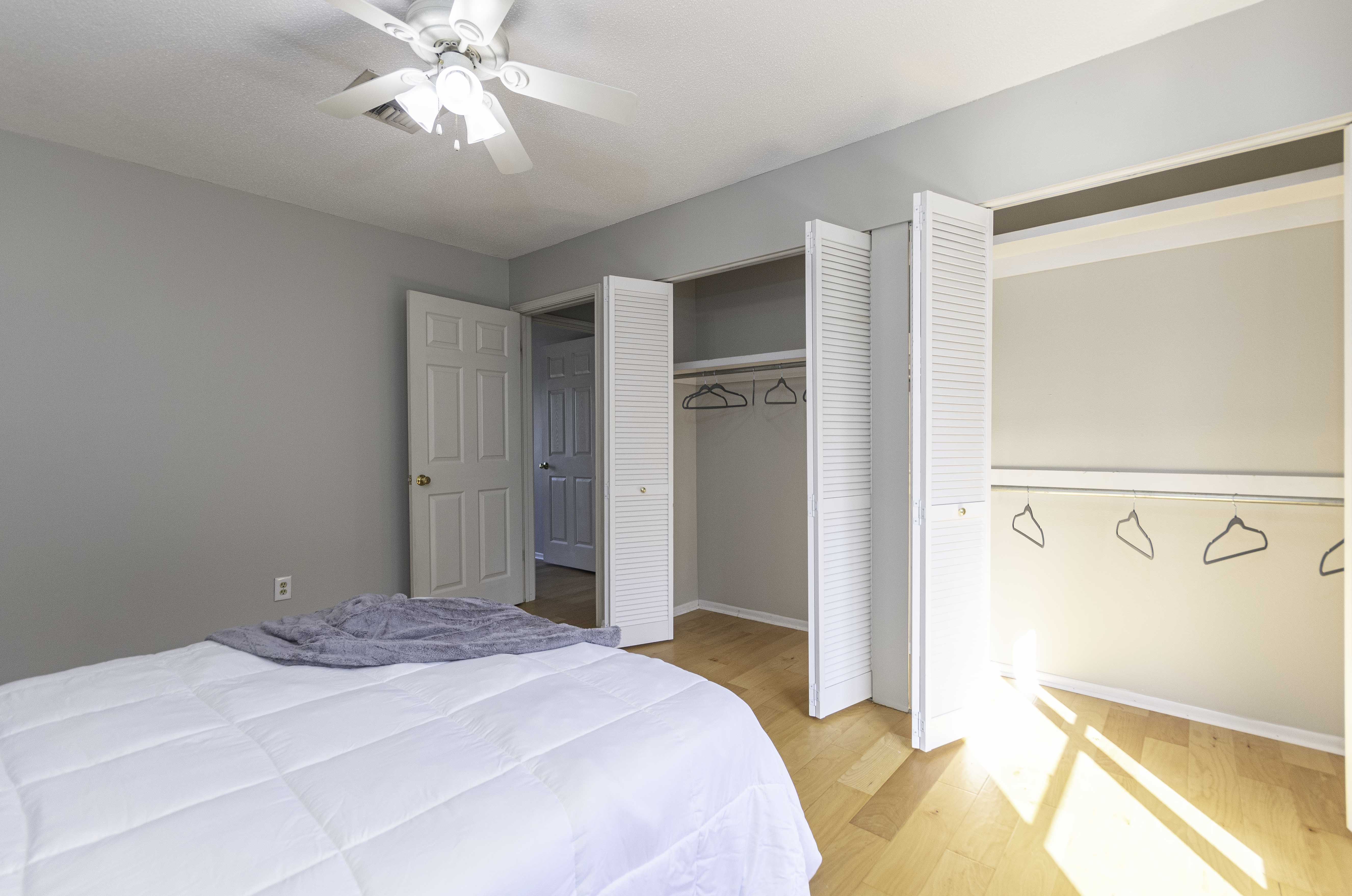 Cozy 2 bed Townhome In the center of Lafayette photo 4