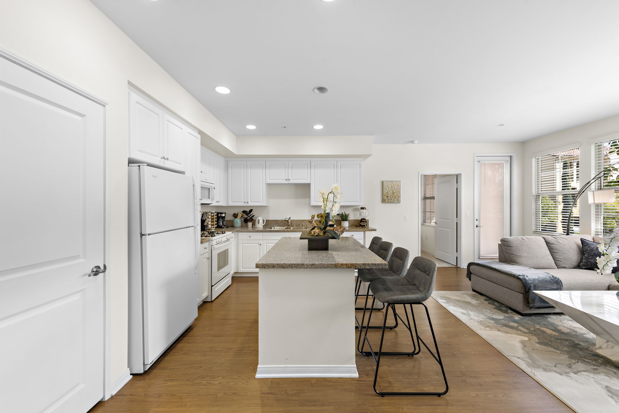 Lux Apartment Next To Spectrum photo 5