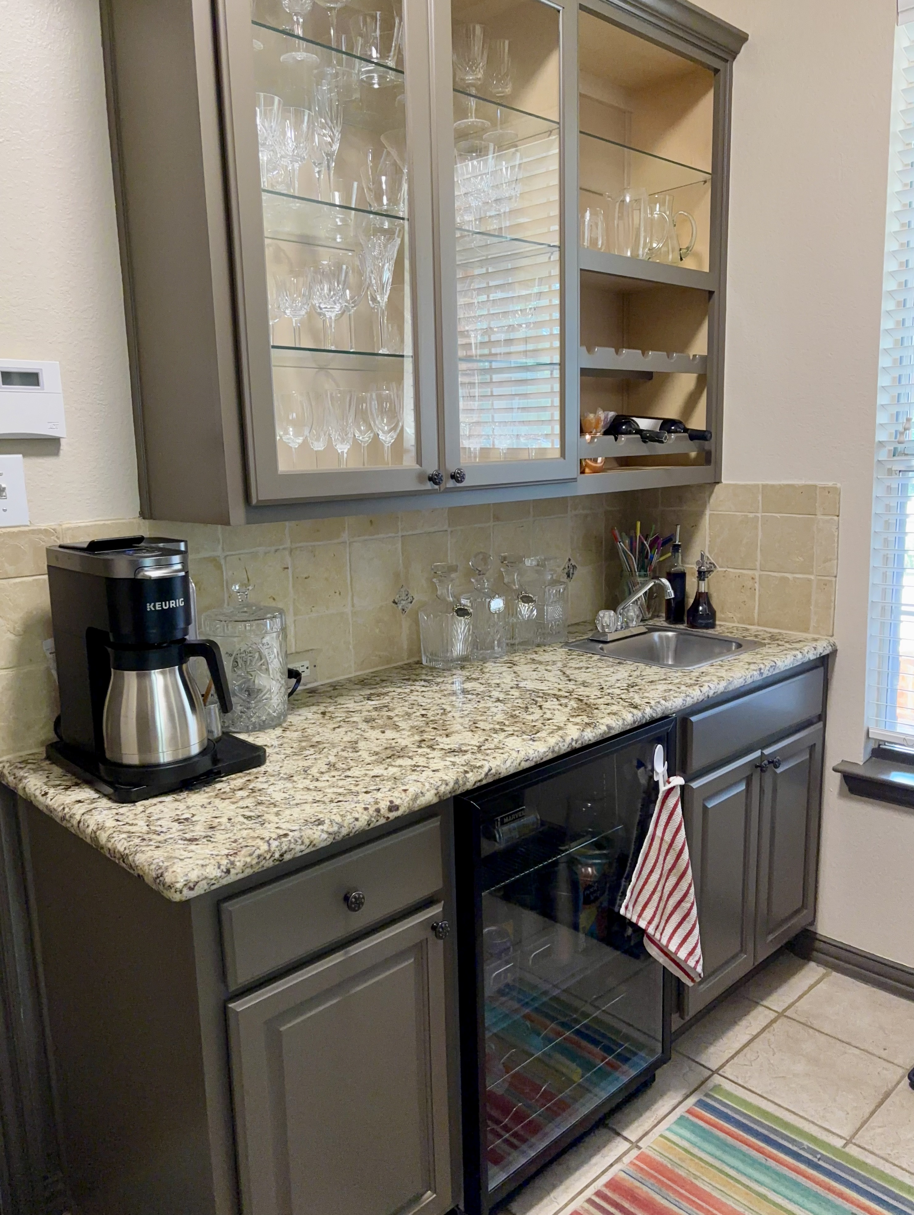 Elegant 2-Bedroom Suite on Golf Course photo 4