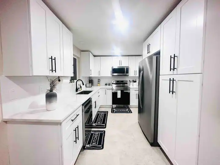 Comfort & Convenience in Prime Location photo 4