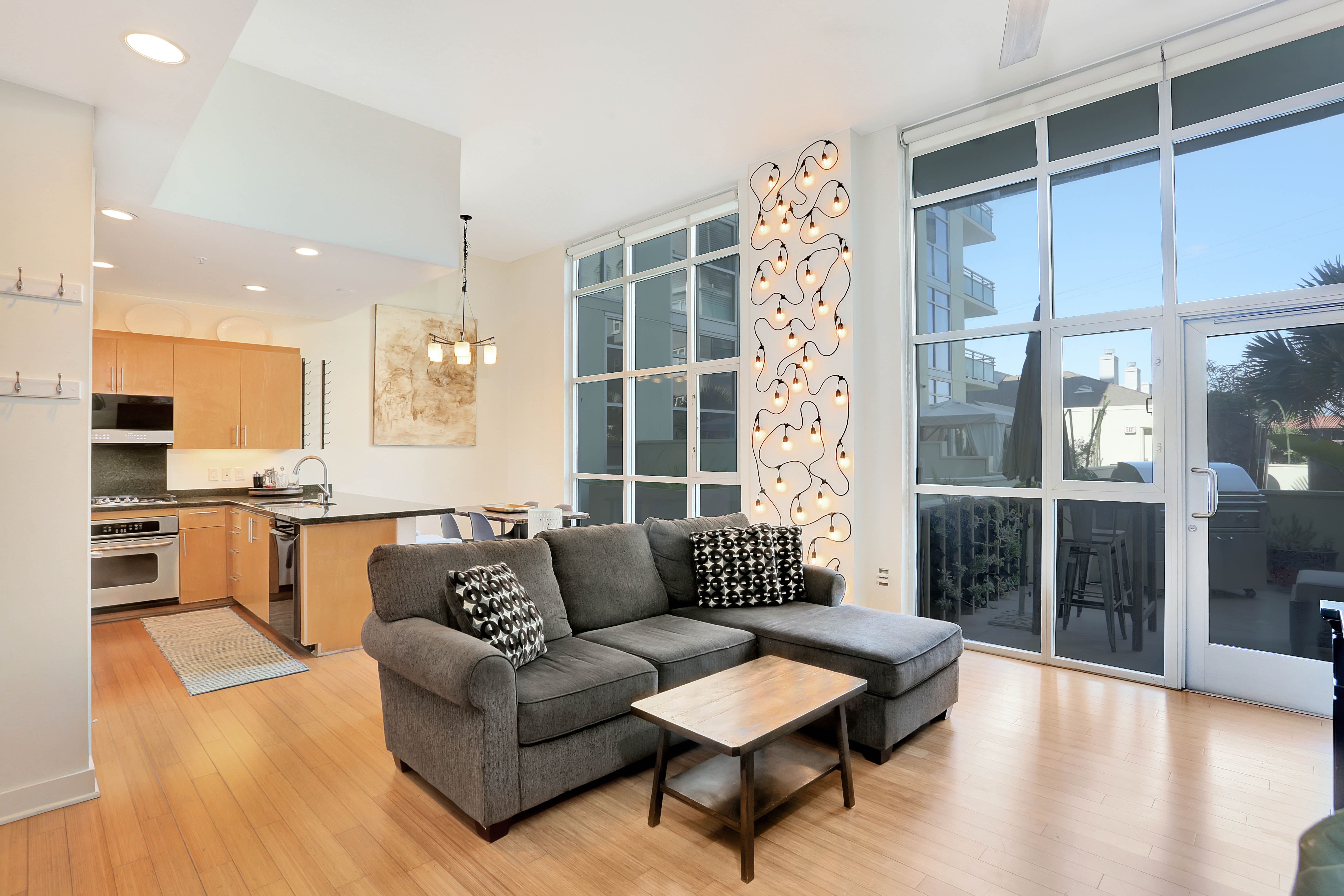 Remodeled 1BR Condo | Patio | W/D | Hillcrest photo 4