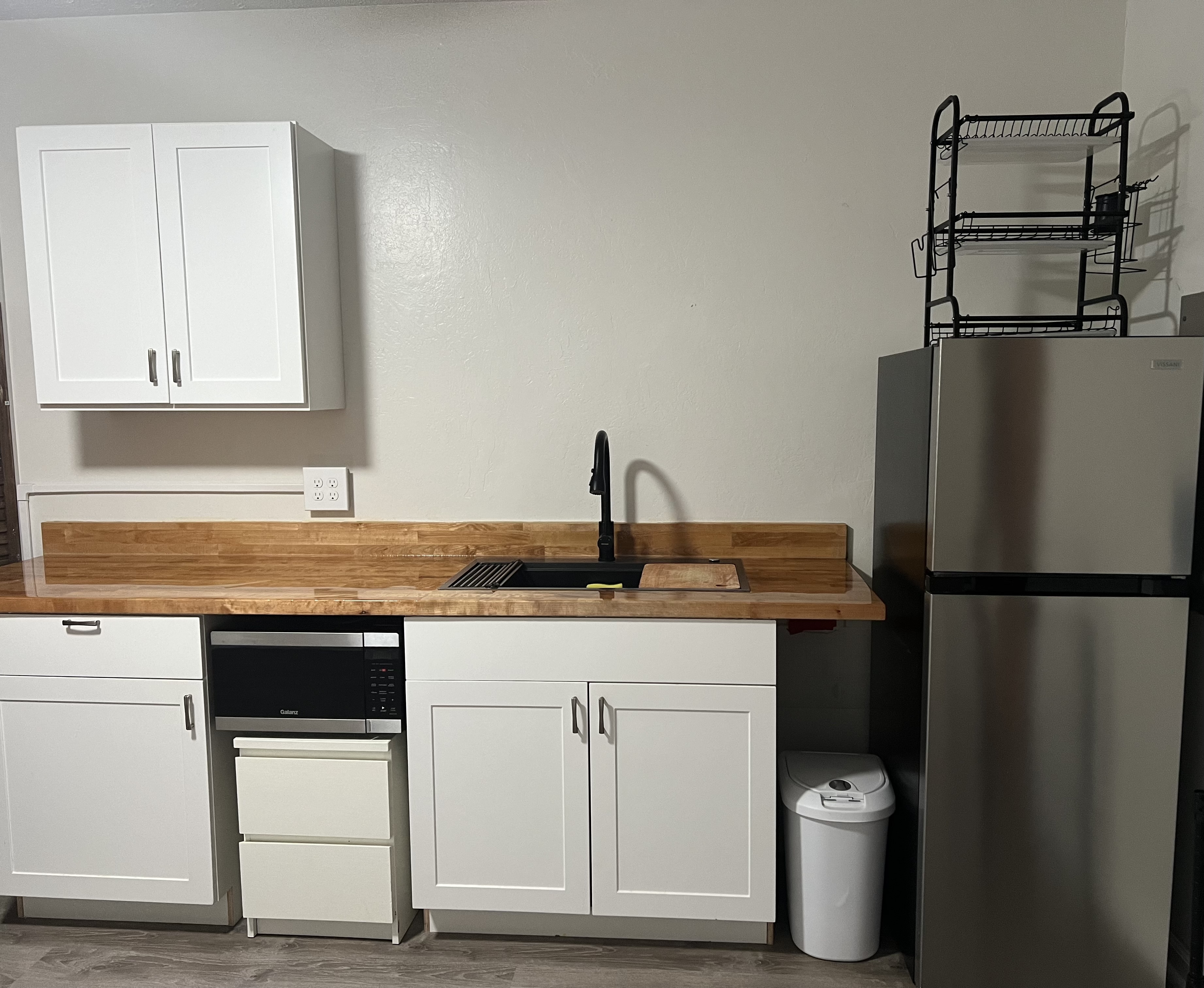 Lovely one bedroom, 1.9 miles from the hospital an photo 2