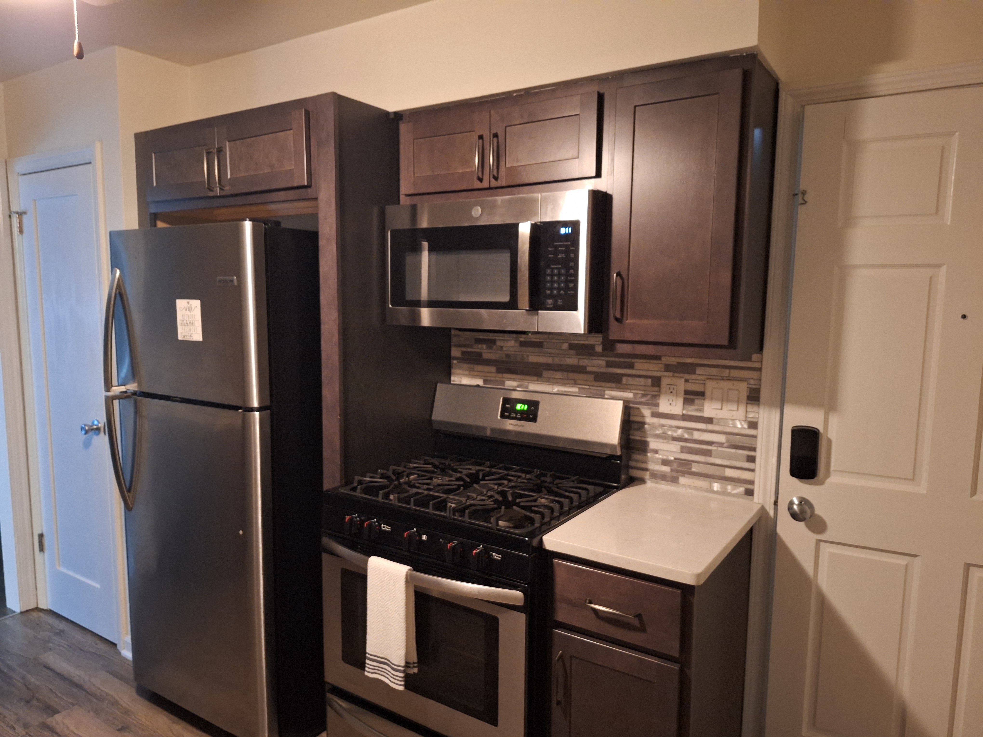 2-bedroom condo in pleasant Elm Grove with AC, WiF photo 2