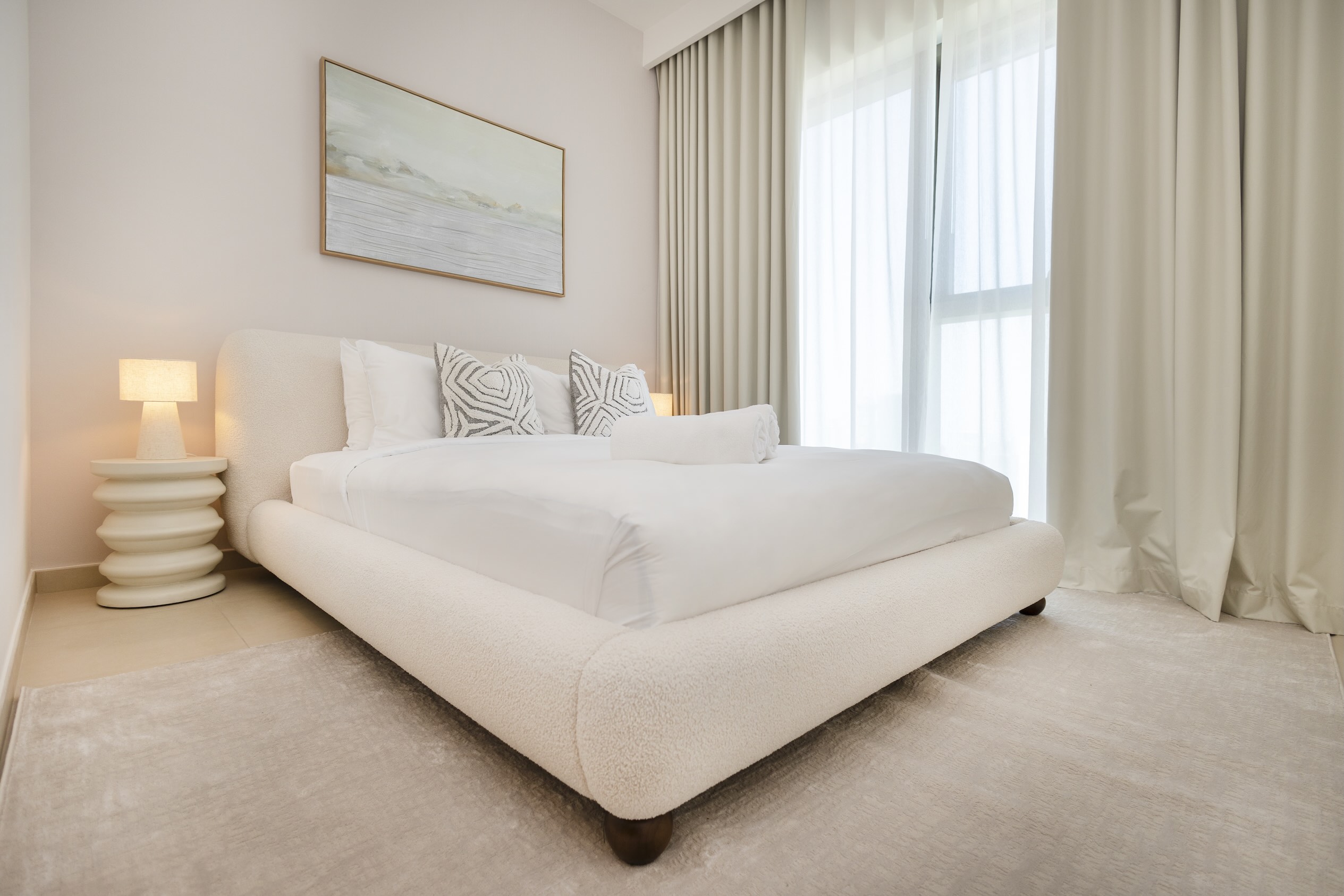 Stunning 2BR Modern Interior Design by Chi Living photo 3