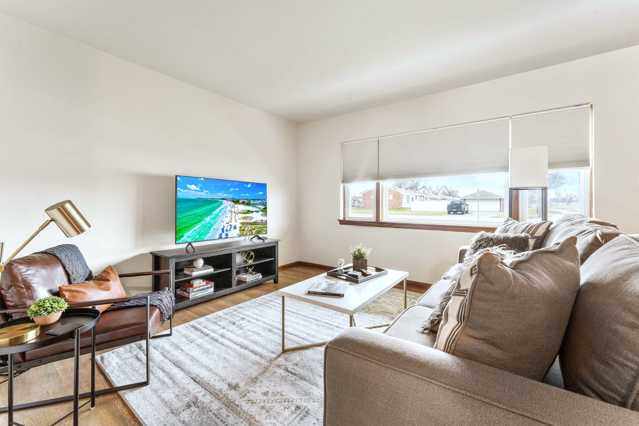 Convenient & Cozy in Downriver photo 2