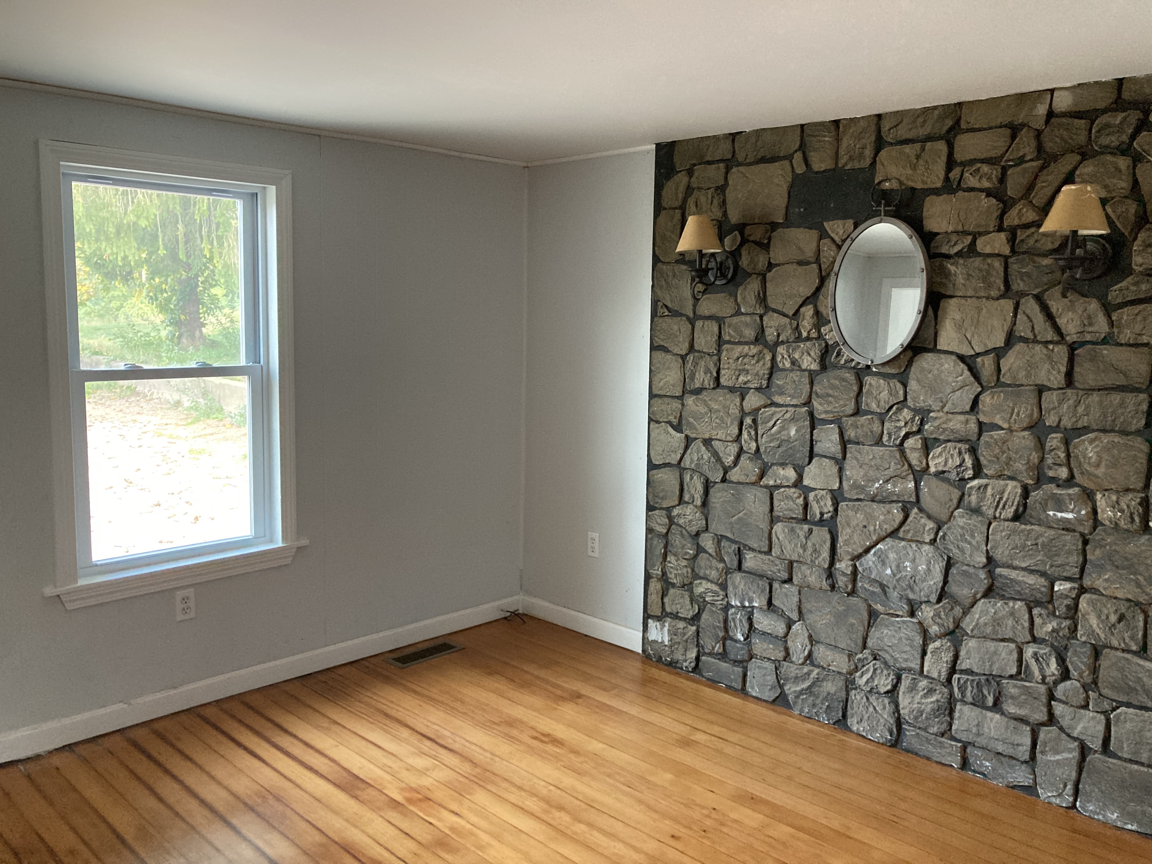 Private, well-maintained cottage  photo 4