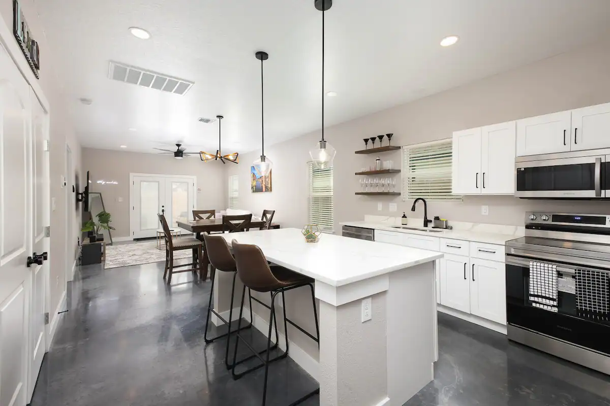 Southtown Gem, Luxury Downtown San Antonio Home  photo 3