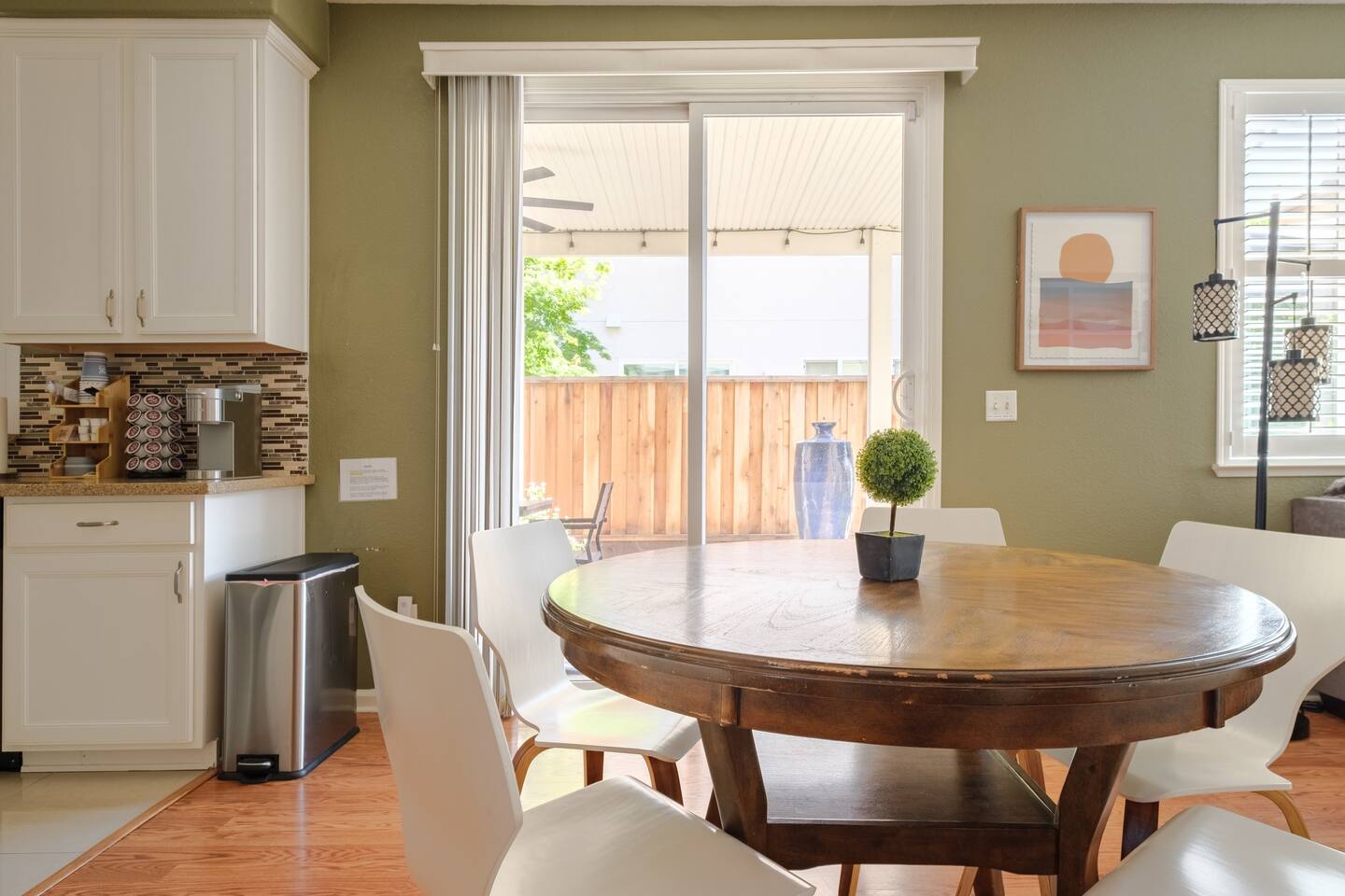 Spacious 4-Bedroom Modern Retreat Near Everything! photo 5