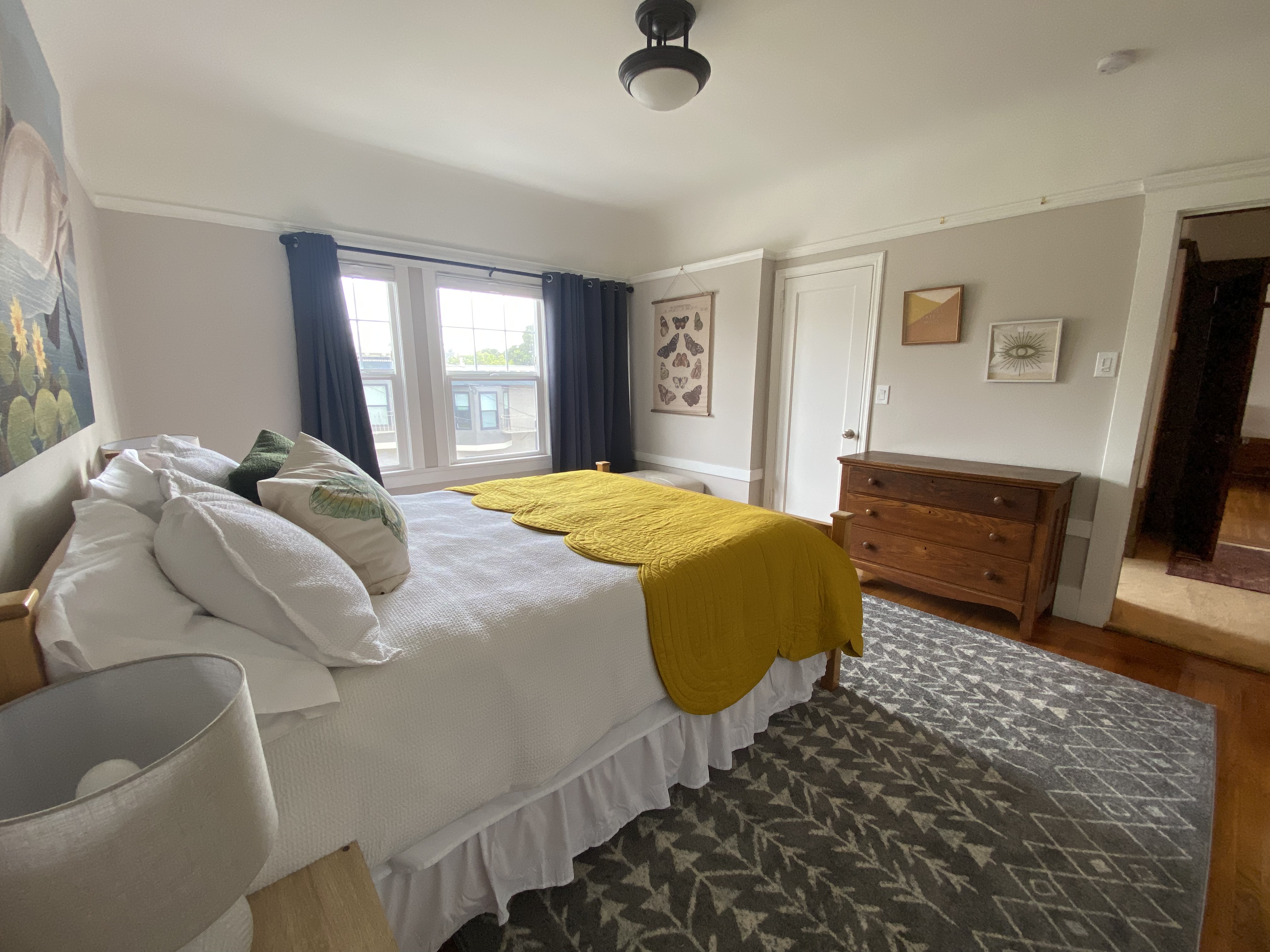 Light Bright 2bd/1ba in Noe/Mission + Garage! photo 3