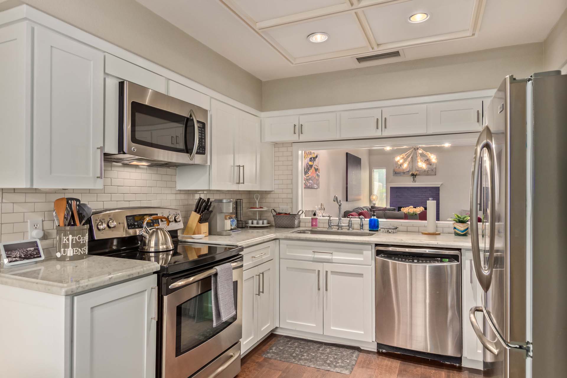Resort Living In Phoenix's Most Exclusive Area! photo 5