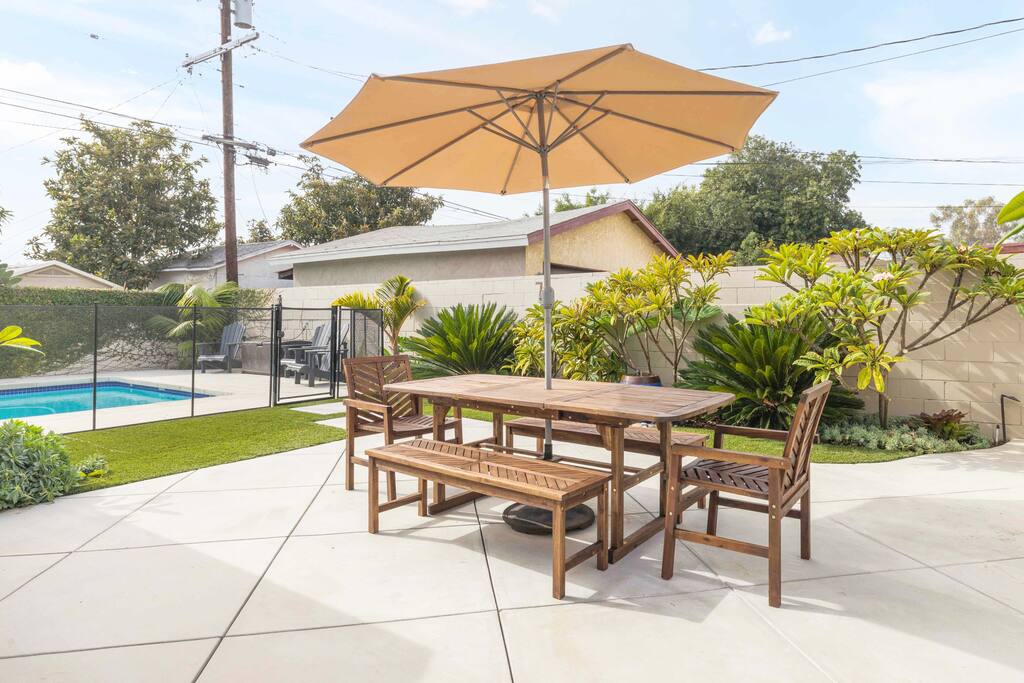 South LA, Freeway Access, SoFi/LAX, Single Family  photo 2