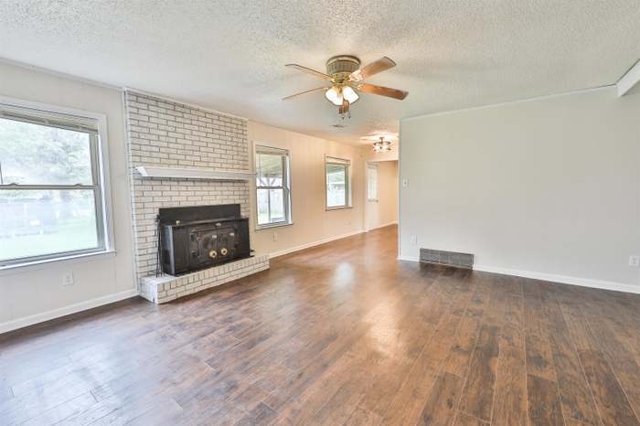 East Bartlett Memphis 4 Bedroom Pet Friendly Home  photo 4