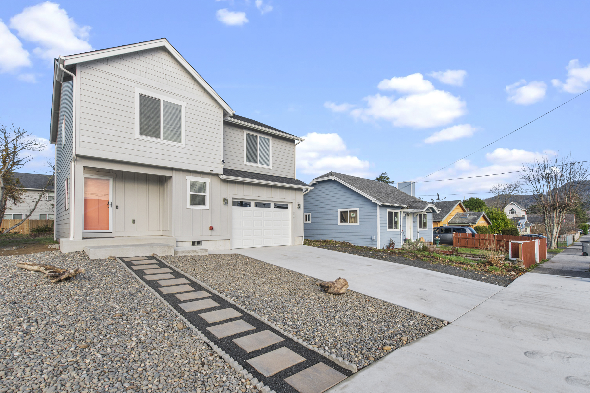 3 Bedroom, Perfect Central Location  photo 2