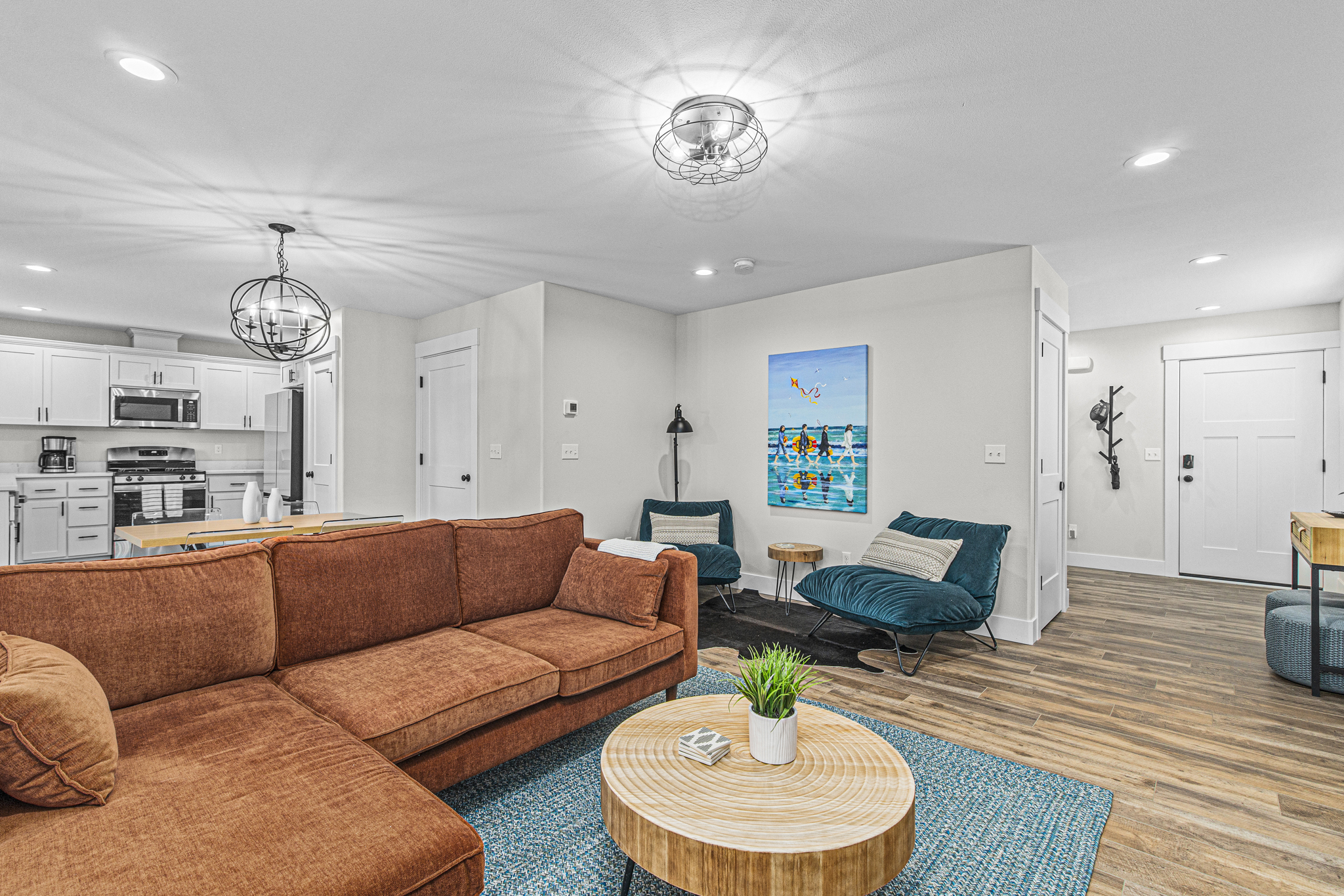 3 Bedroom, Perfect Central Location  photo 3