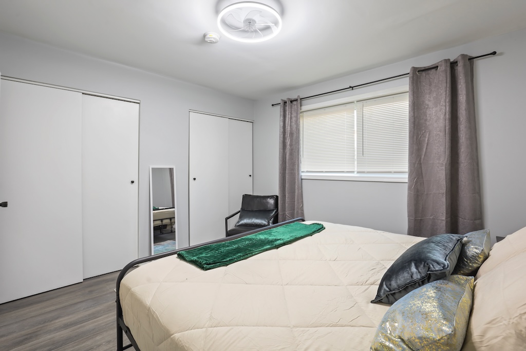 Unwind in Comfort Near O’Hare!  photo 4