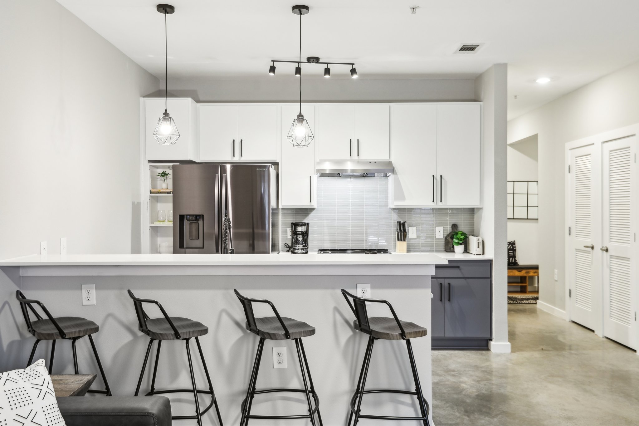 Chic Austin Condo - Modern Feel & Prime Location photo 2