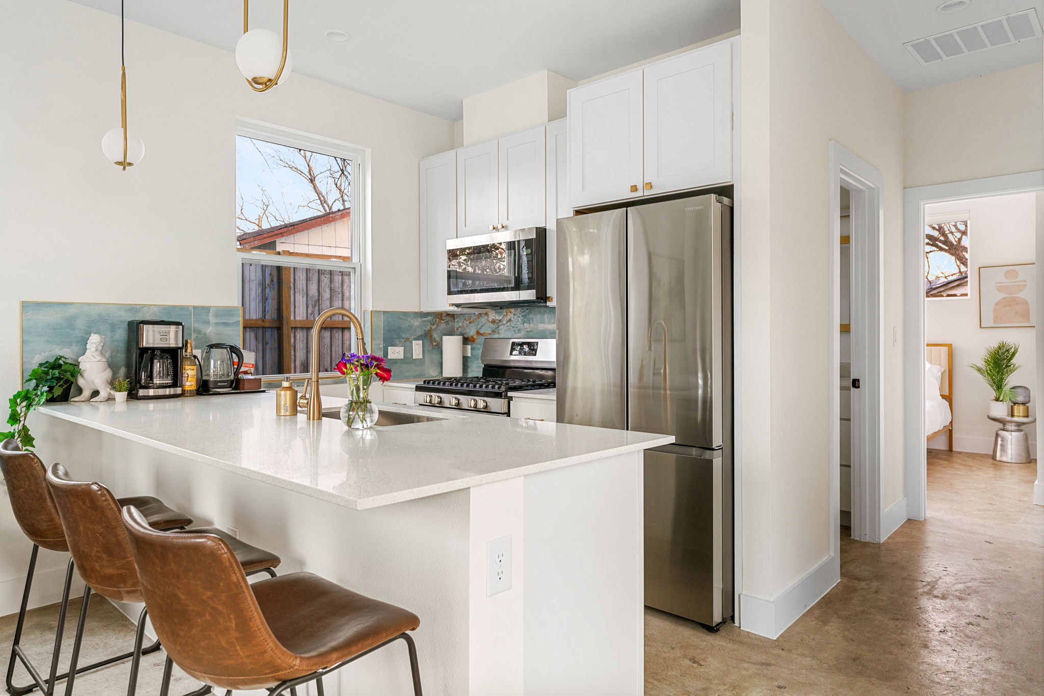 Brand New East Austin Retreat 2 Bed / 2 Bath Home photo 3