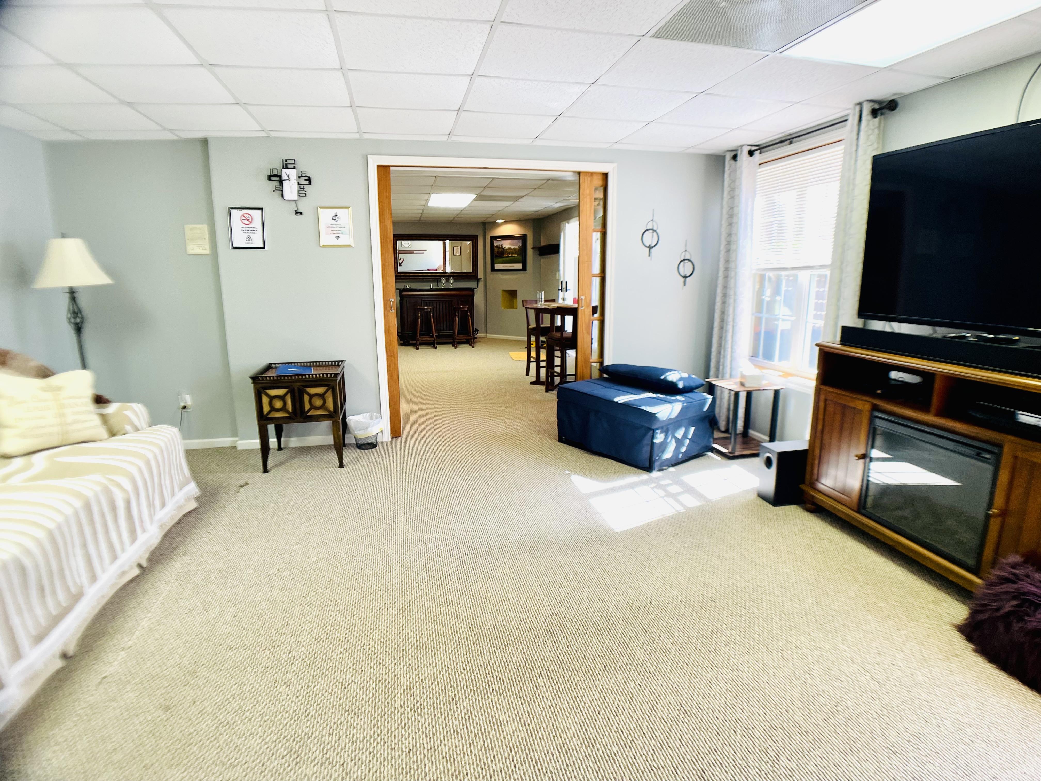 Elegant Cozy Remodeled 1 BR with Spare RM Sleeps 4 photo 3