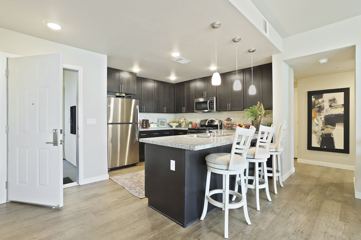 Luxuray Living- Rubicon At Reynolds Ranch  photo 2