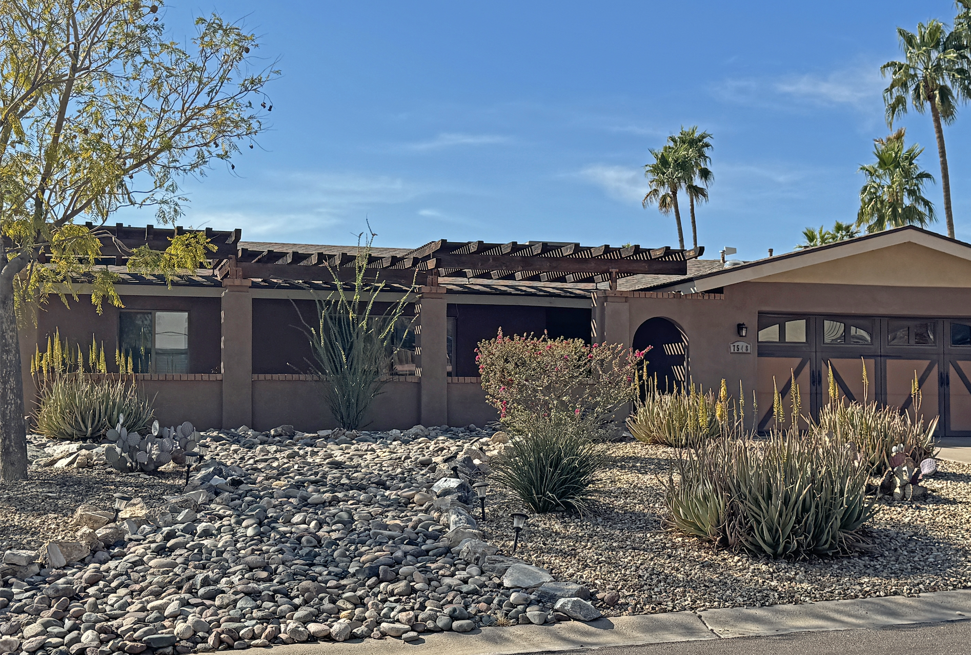 2 bd/2 bth Views & Private Pool photo 2