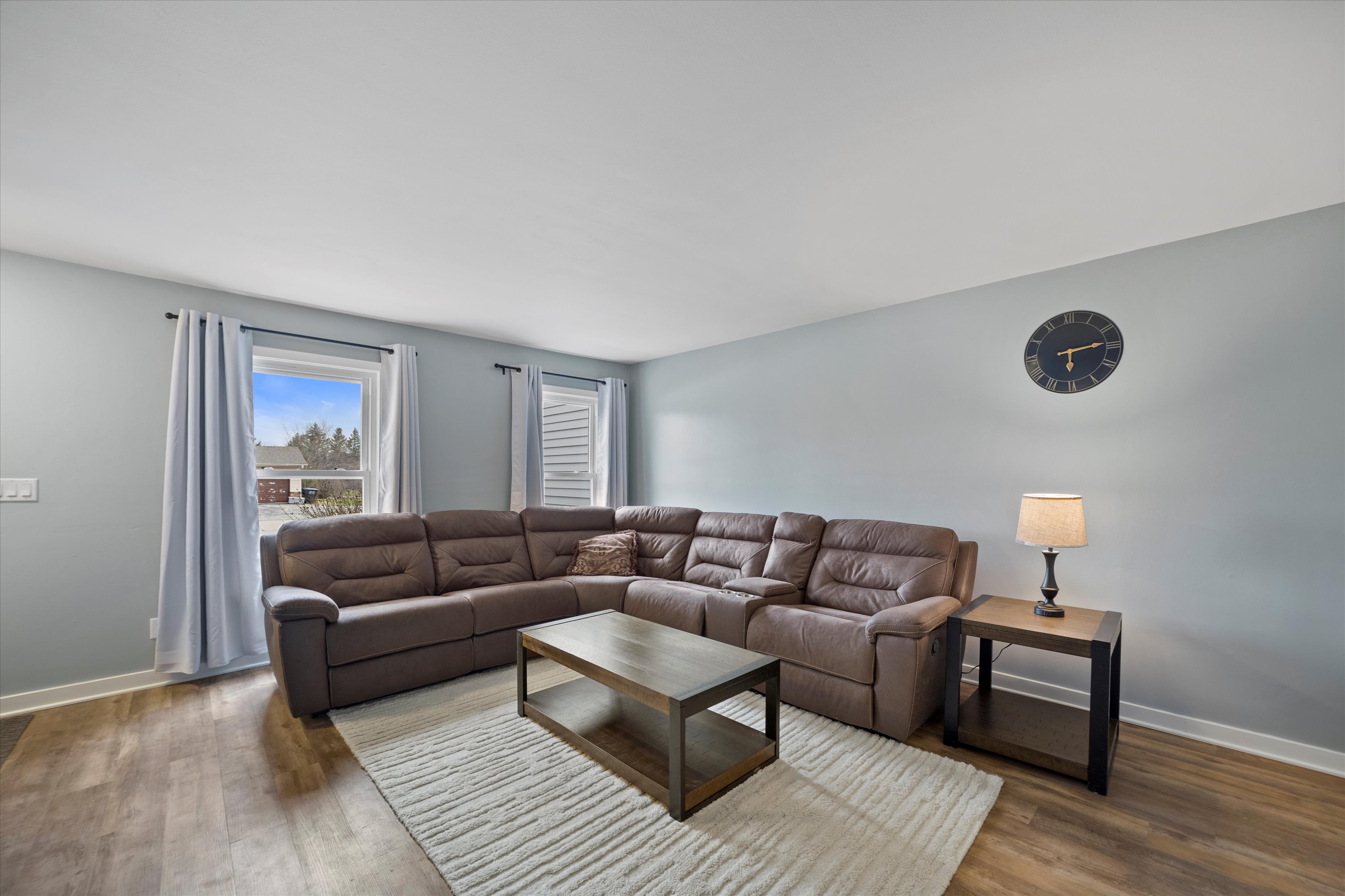 Comfortable 3- Bedroom Home Great for Families photo 3