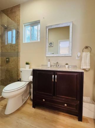 Santa Ana Studio w/Parking- Near Disney & Beaches photo 4