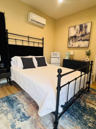 Santa Ana Studio w/Parking- Near Disney & Beaches photo 3