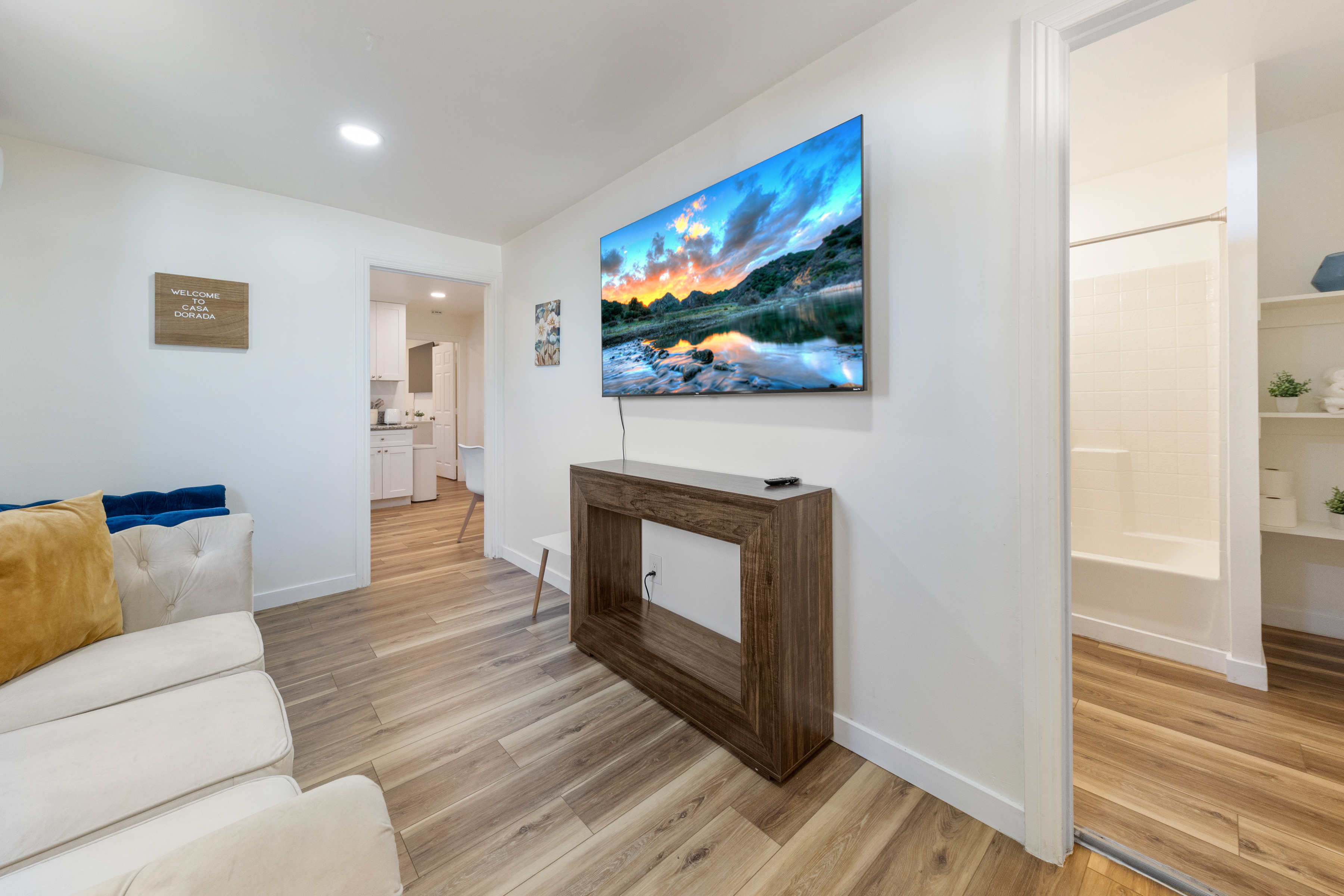 Modern 3BR Home | Fully Furnished near Nashville photo 5