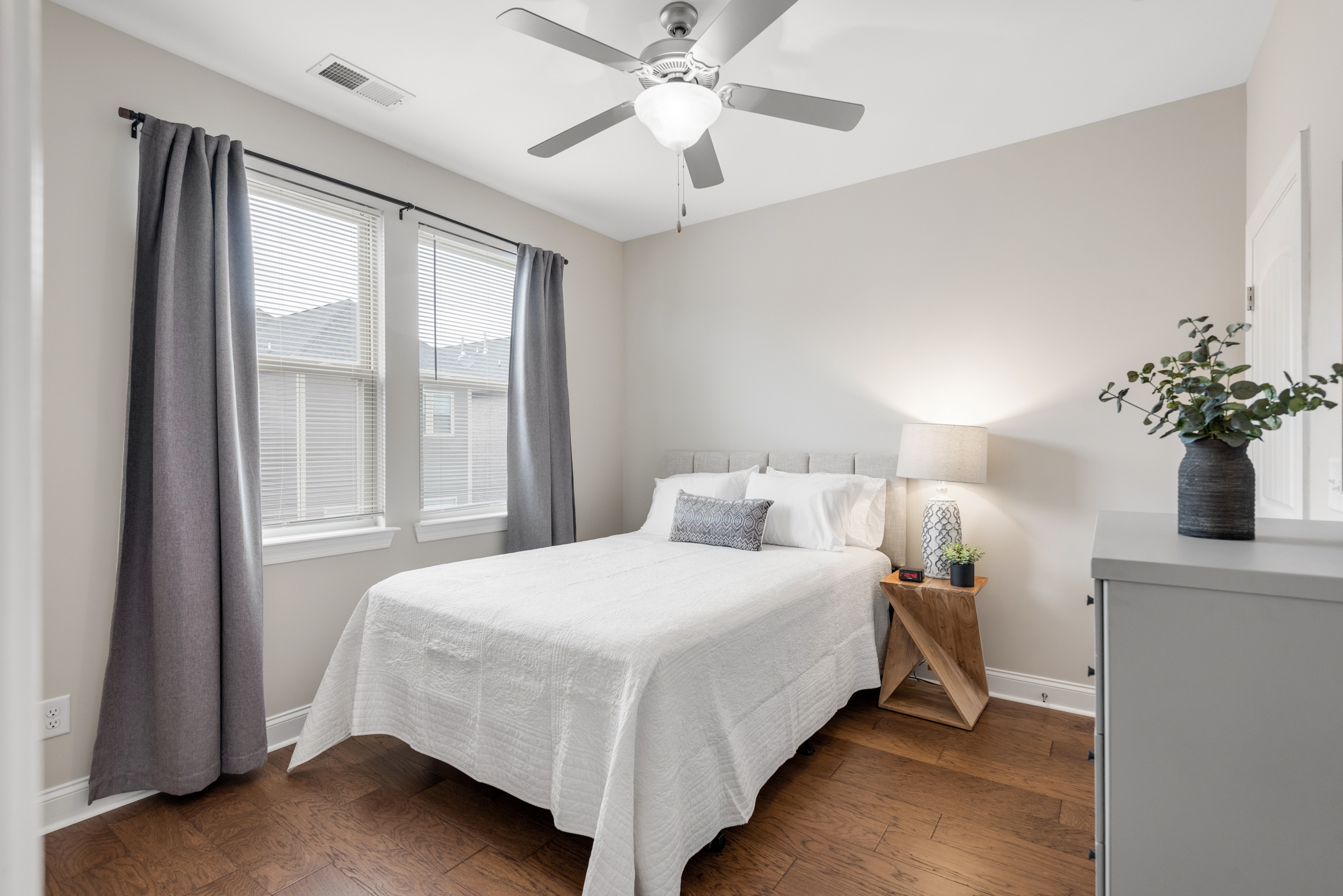 Luxury 3BR Retreat near Hendersonville Attractions photo 5