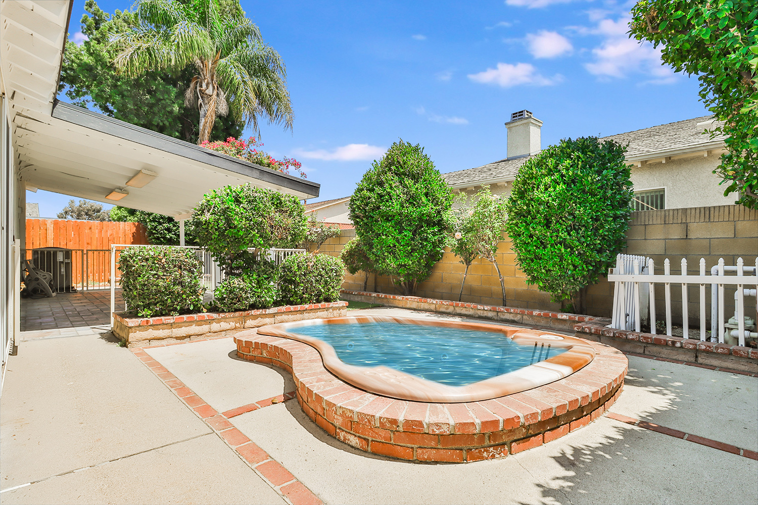 Socal Sun Simi Valley  Retreat  with Jacuzzi    photo 4