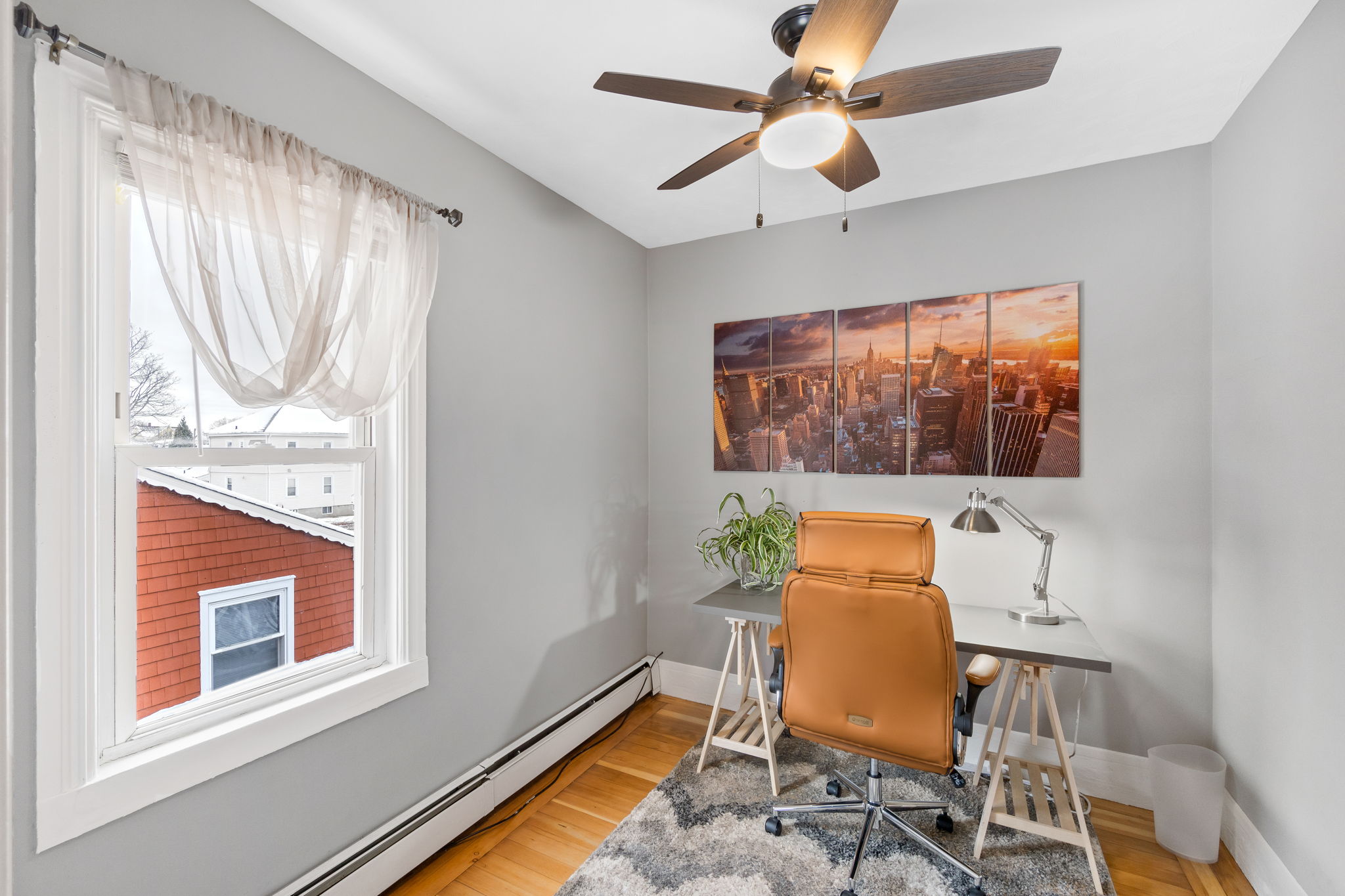 Beautiful 2 Bedroom Apartment, SAFE QUIET Area photo 5