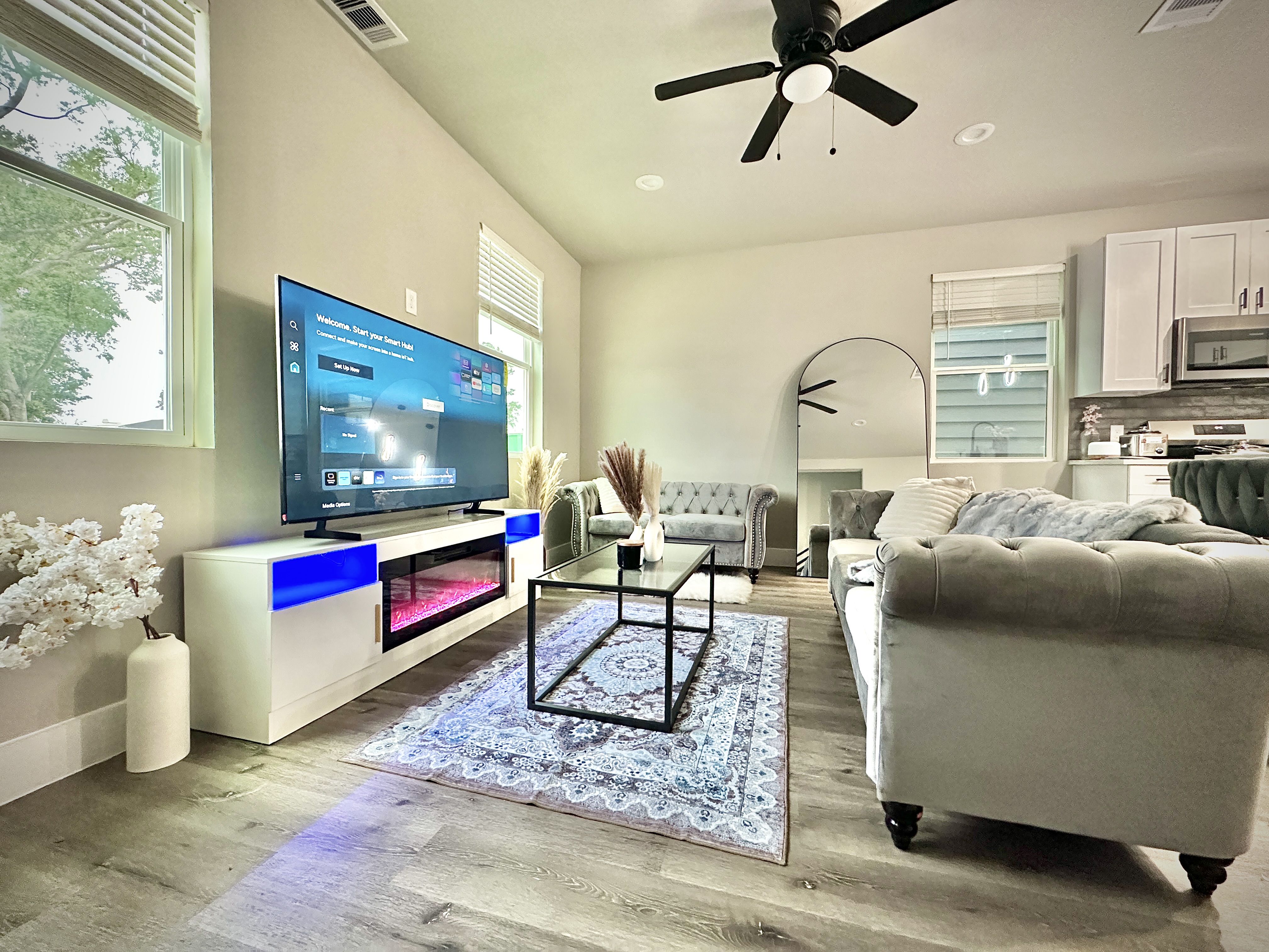 Modern & Stylish Humble Haven - Minutes from IAH! photo 2