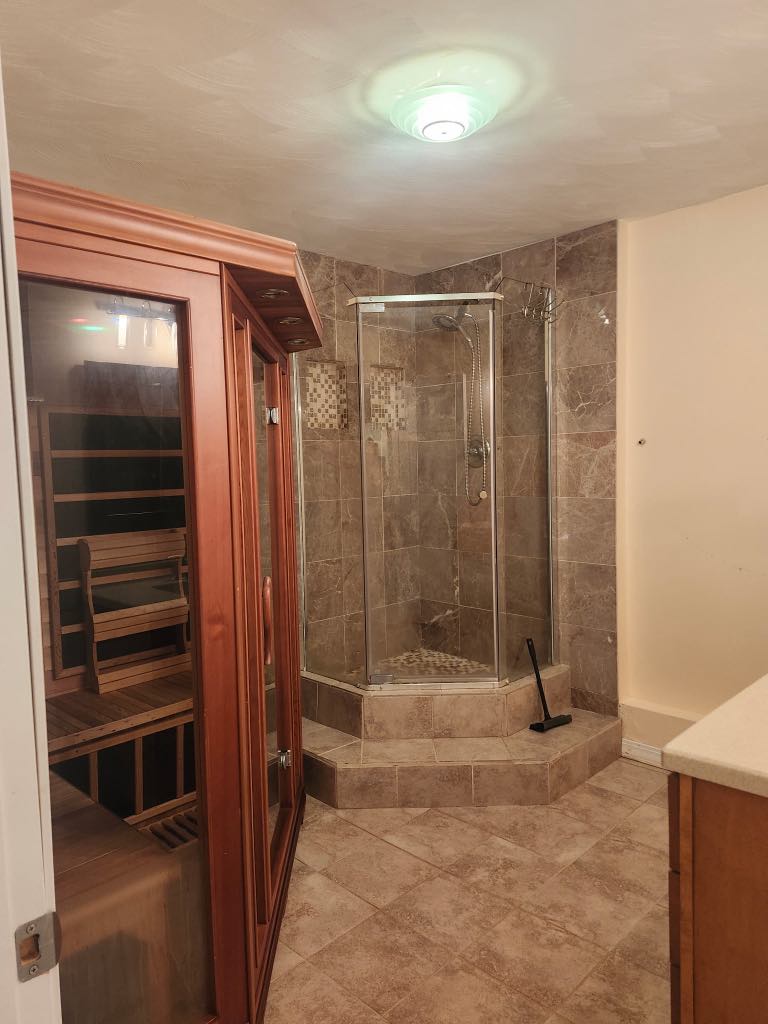 Pool House photo 2