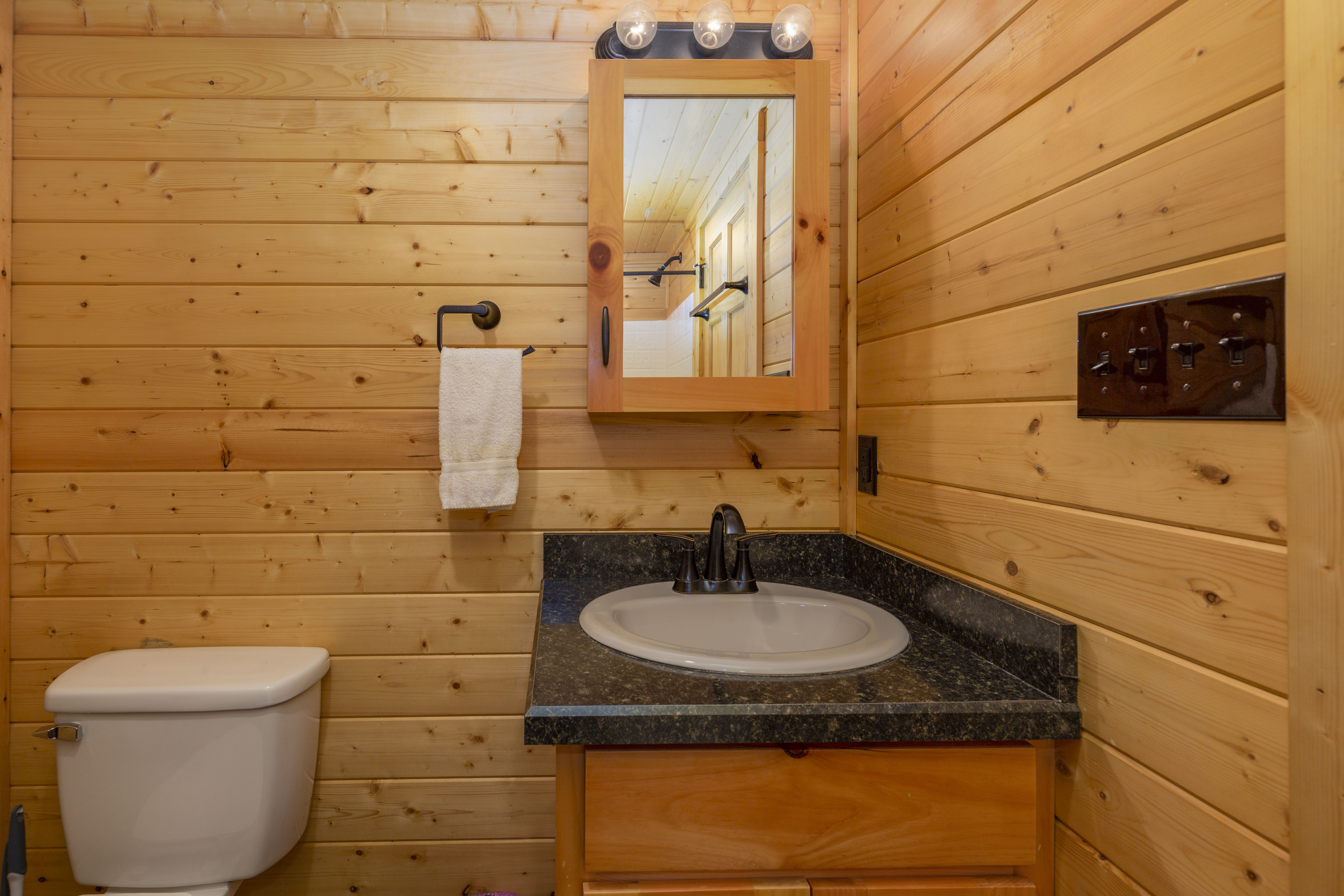 Cozy Log Cabin 12 photo 4