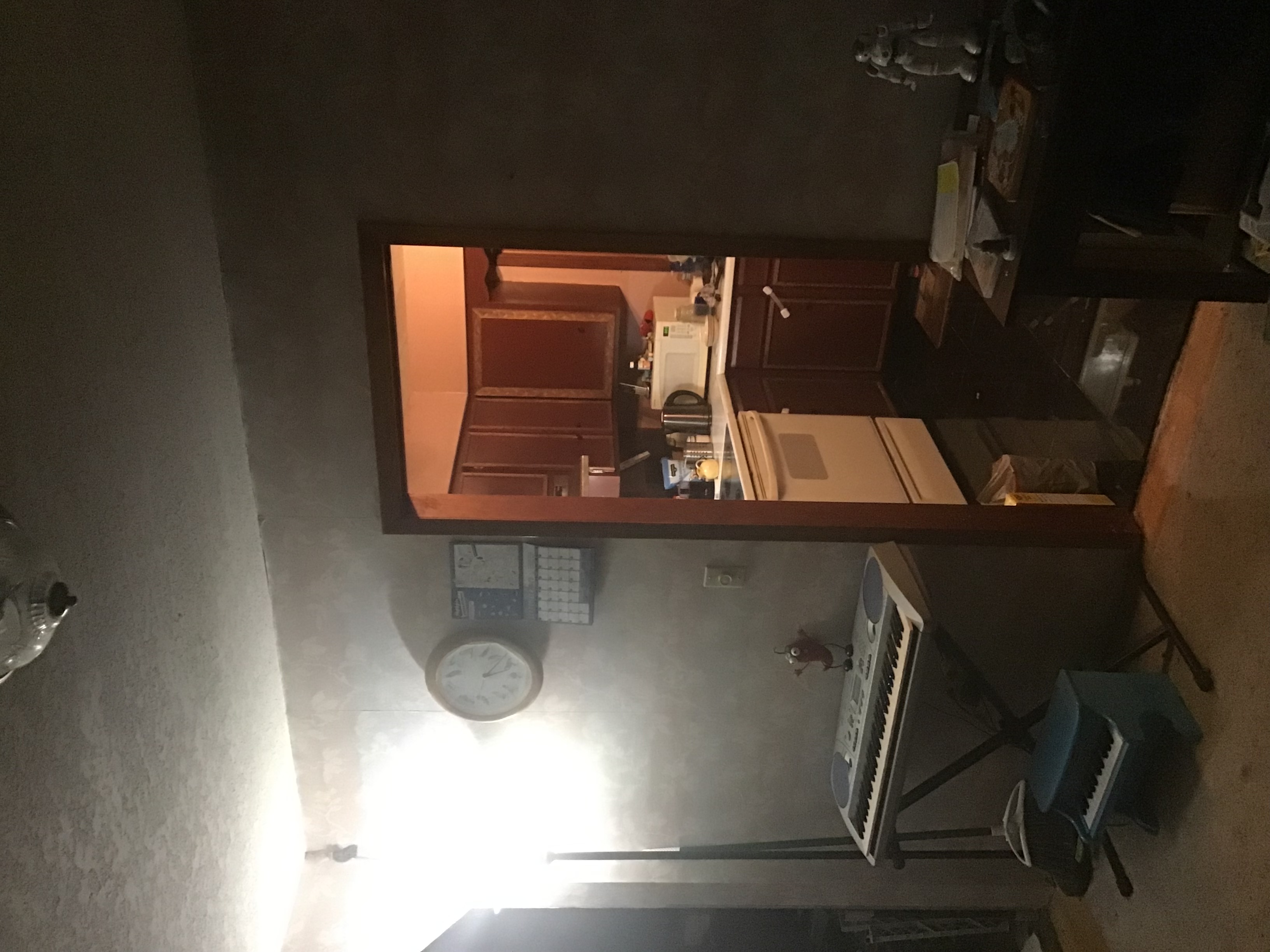 Two bedrooms in peaceful, shared home on 3 acres photo 3