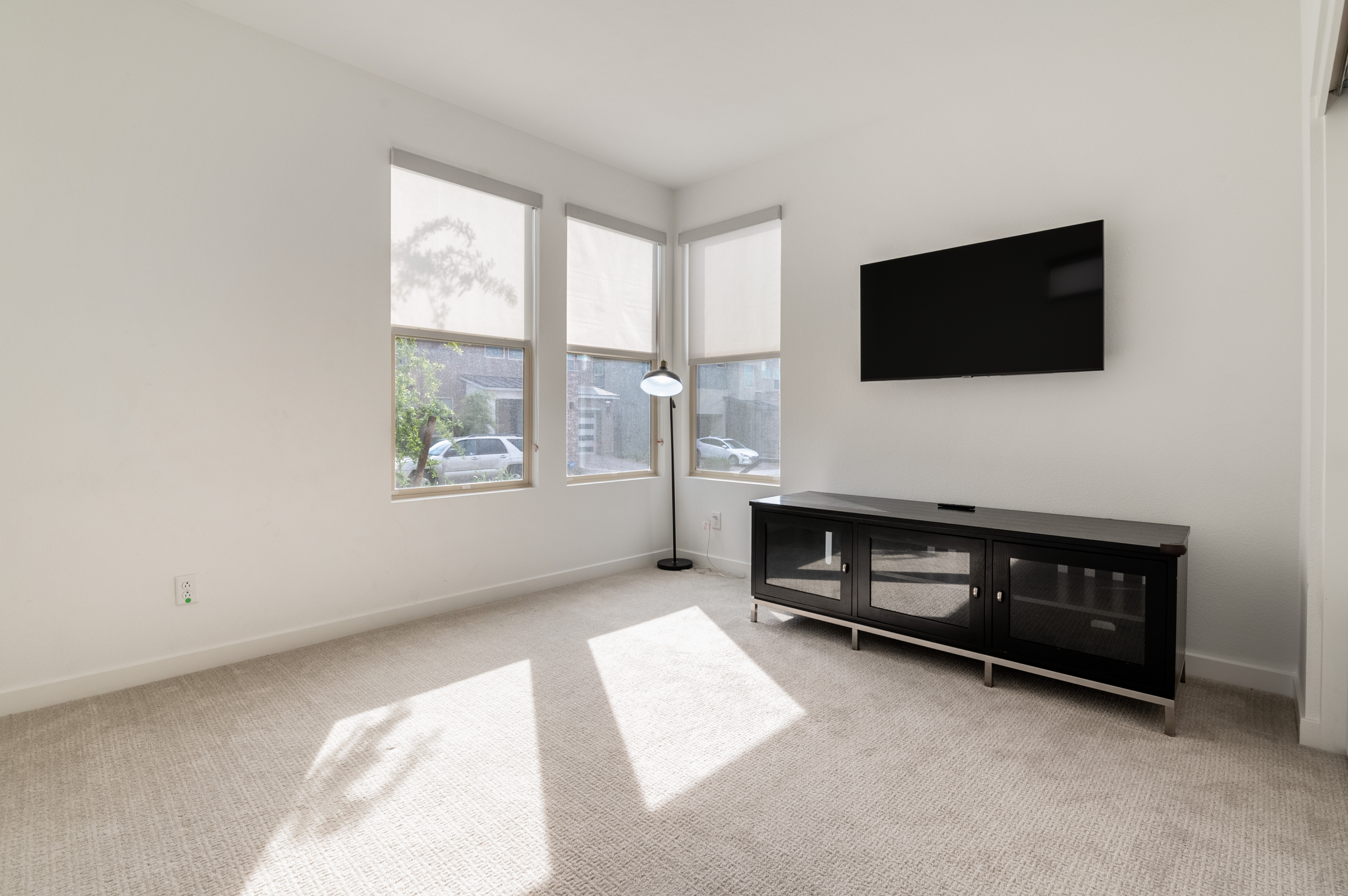 Furnished Mid-Term Rental at Inspirada photo 4